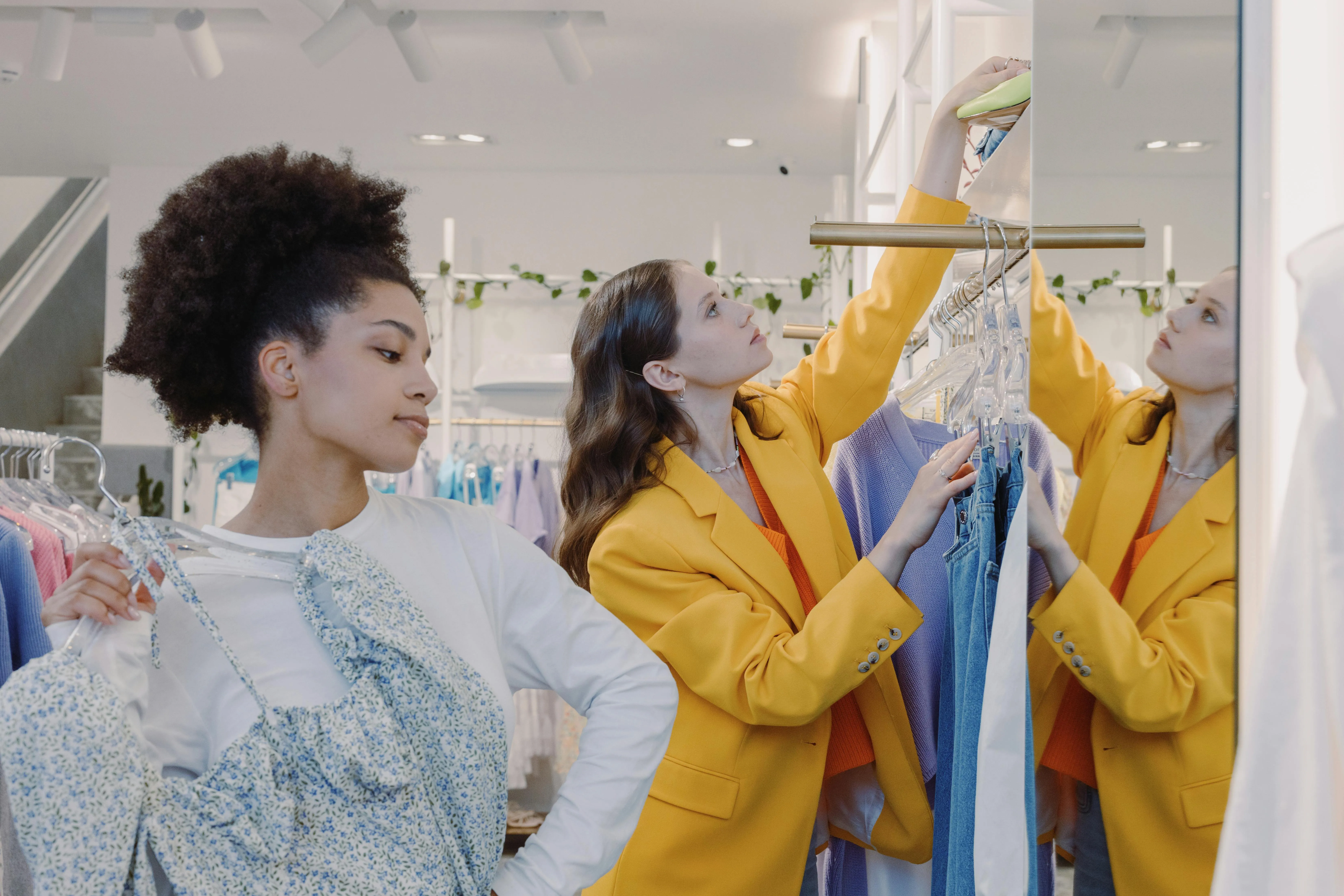 18 Department Stores That Once Dominated America — Until They Suddenly Disappeared