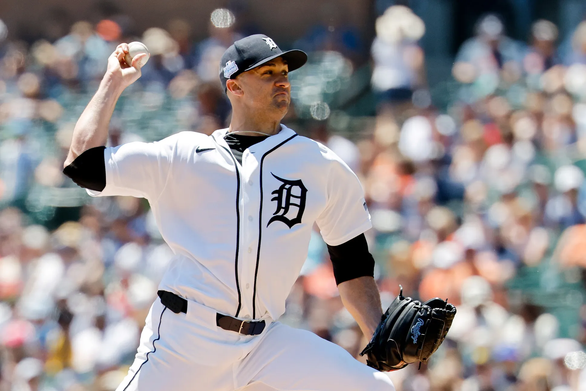 Jack Flaherty Exits Early With Leg Discomfort as Tigers Fall to Guardians