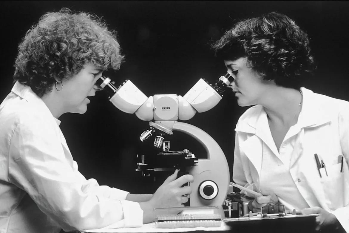 12 Experiments That Changed Our Understanding of Biology