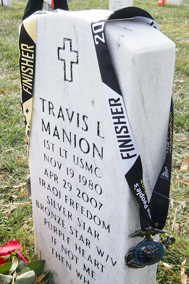 Arlington National Cemetery on Wikimedia Commons 