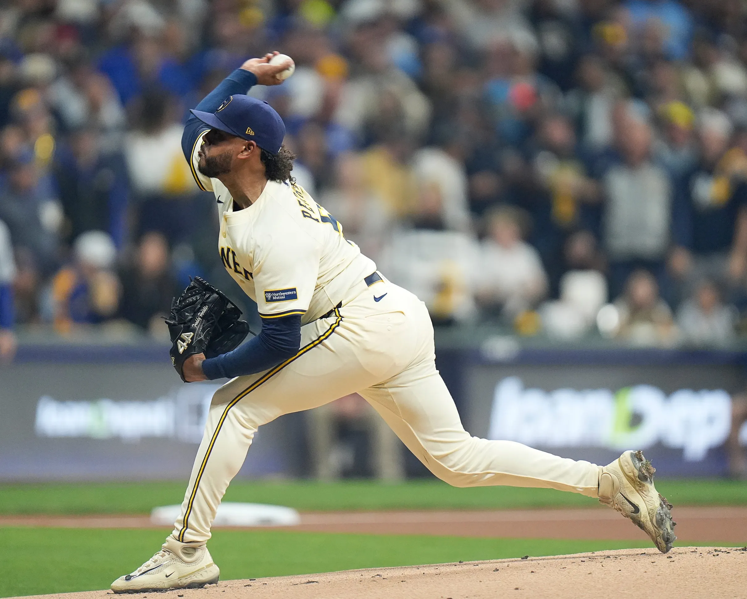 Yankees Eye Freddy Peralta to Complete 2026 Championship Rotation