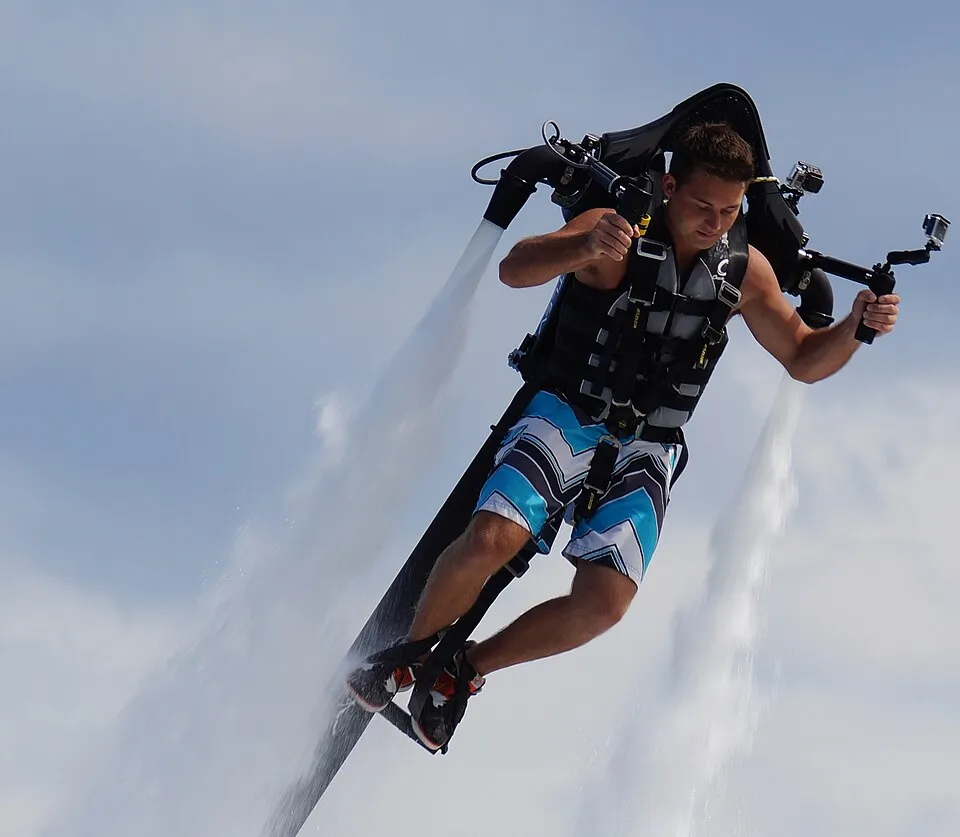 Relentless WaterSports on Wikimedia Commons