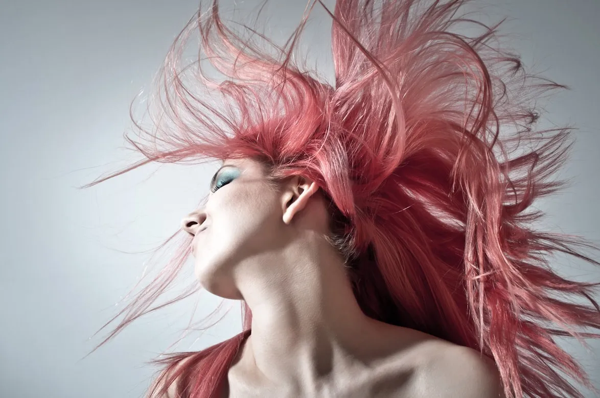 15 ’80s Hairstyles That Were a Safety Hazard