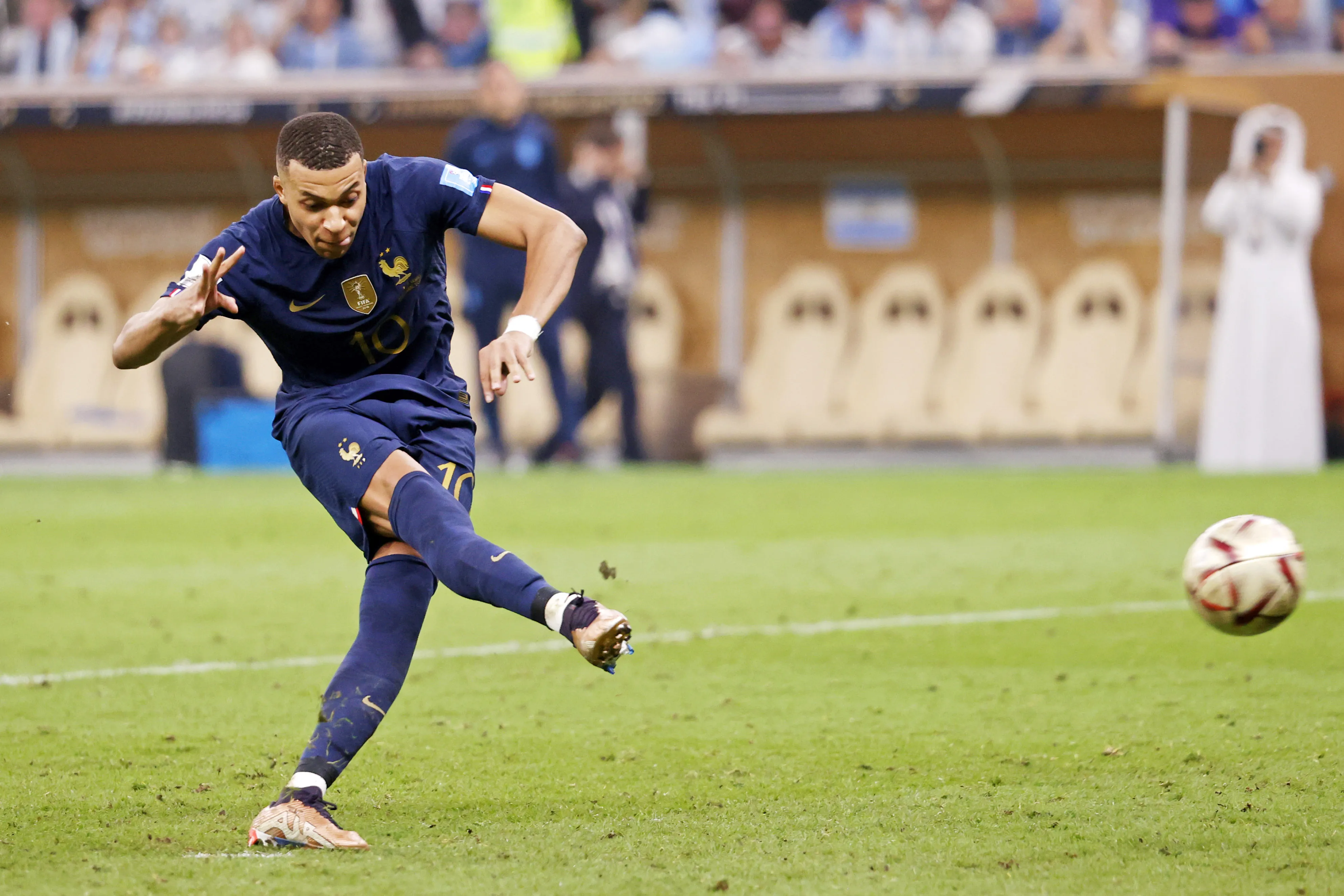 15 Times Kylian Mbappé Left Defenders in the Dust