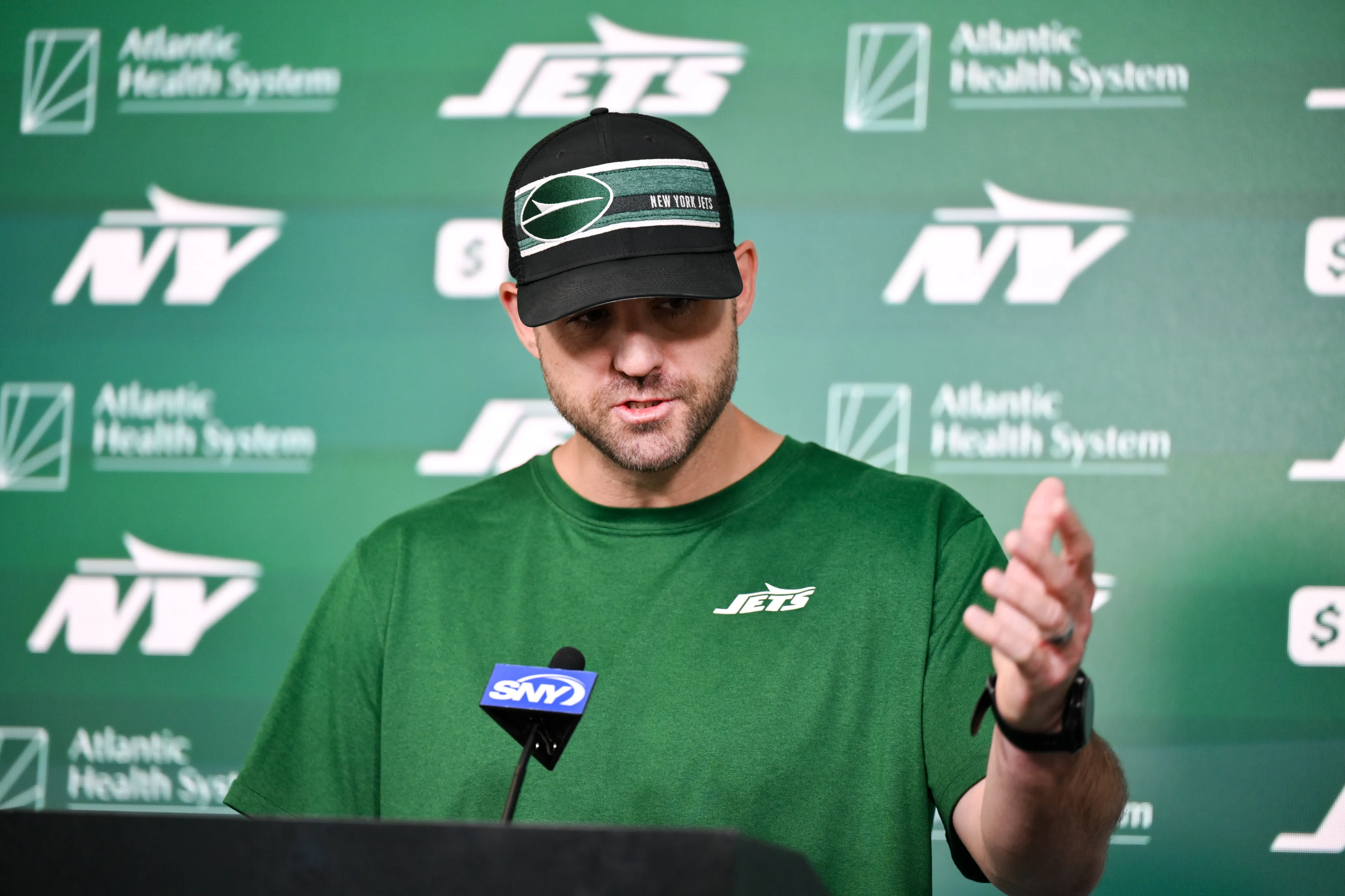 Jets’ Adonai Mitchell Shines Amid Team Transition