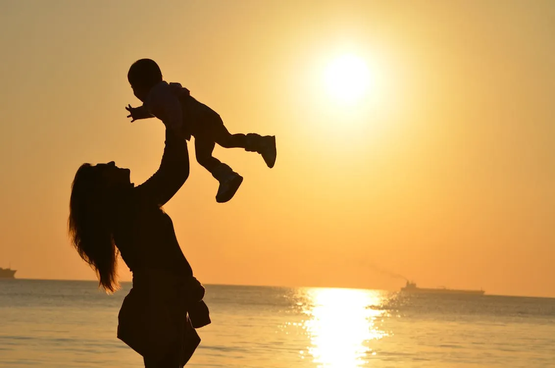 12 Little Things Moms Did That Meant the World