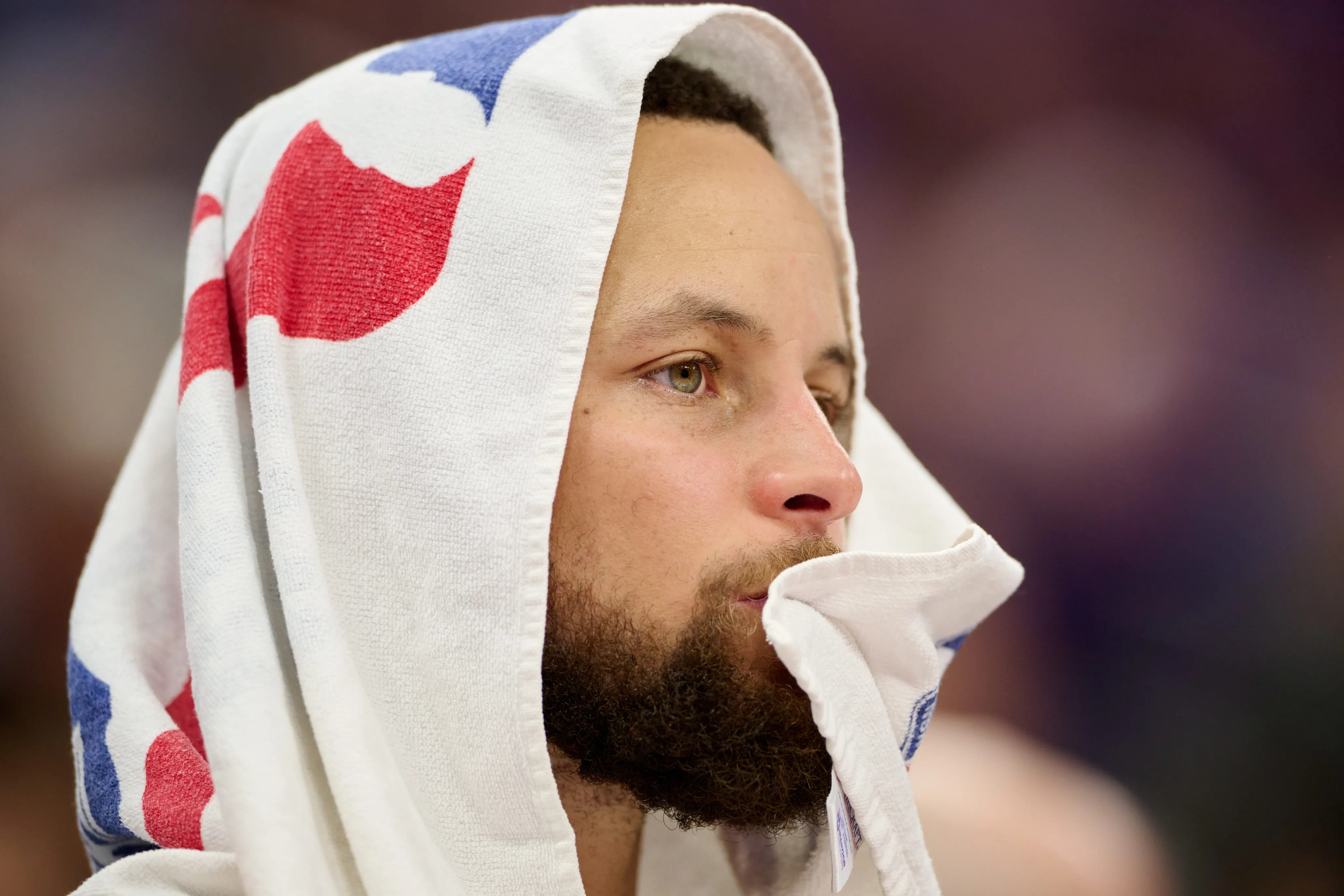 Curry Passes Duncan On All-Time Scoring List In Warriors Loss
