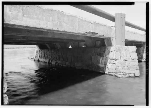 Public domain on wikimedia