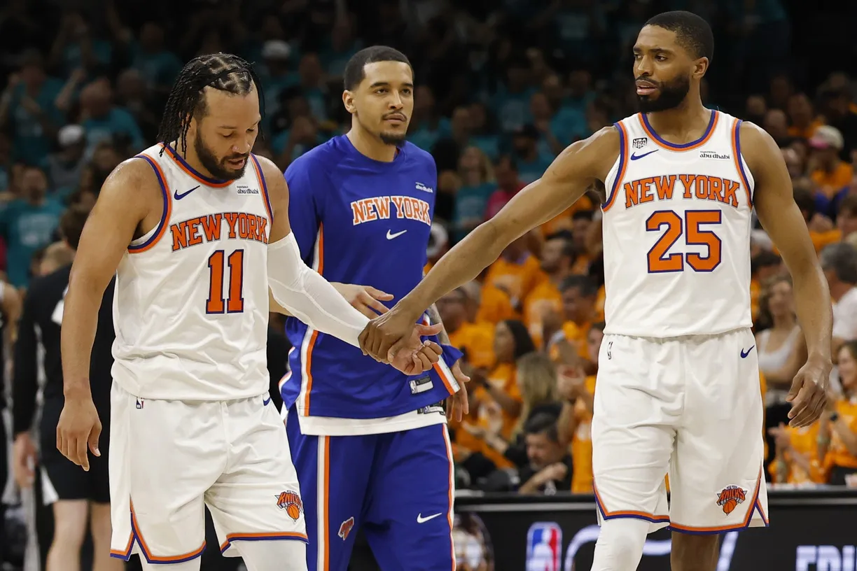 Mikal Bridges Backs Jalen Brunson to Sweep Top ESPY Awards After Title Run