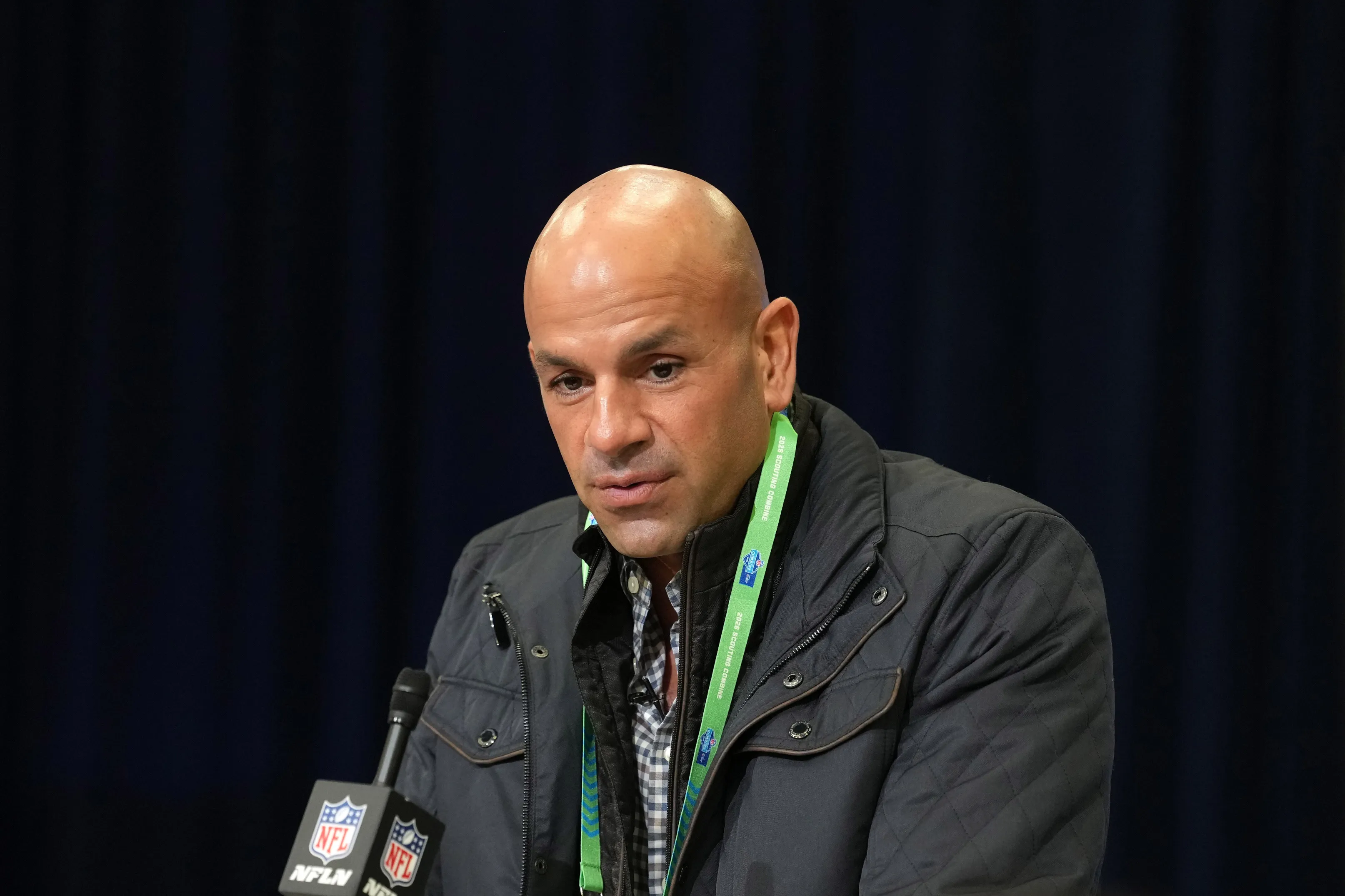 Robert Saleh Returns to Head Coaching With Tennessee Titans