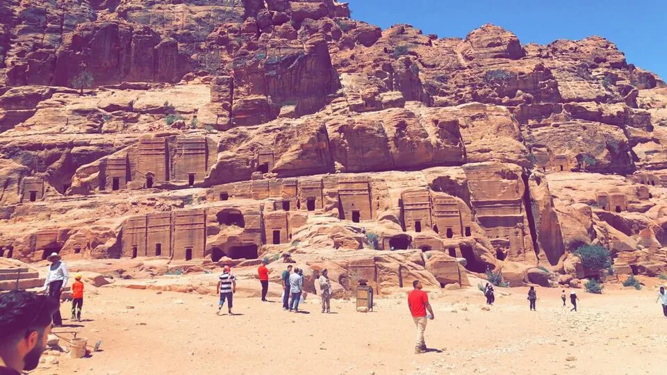 Nirvana dwaik1 on Wikimedia Commons