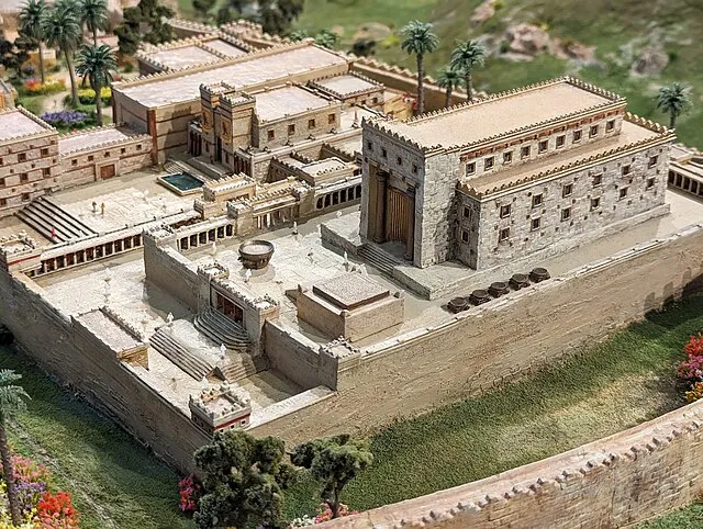 SalemOptix on Wikimedia Commons