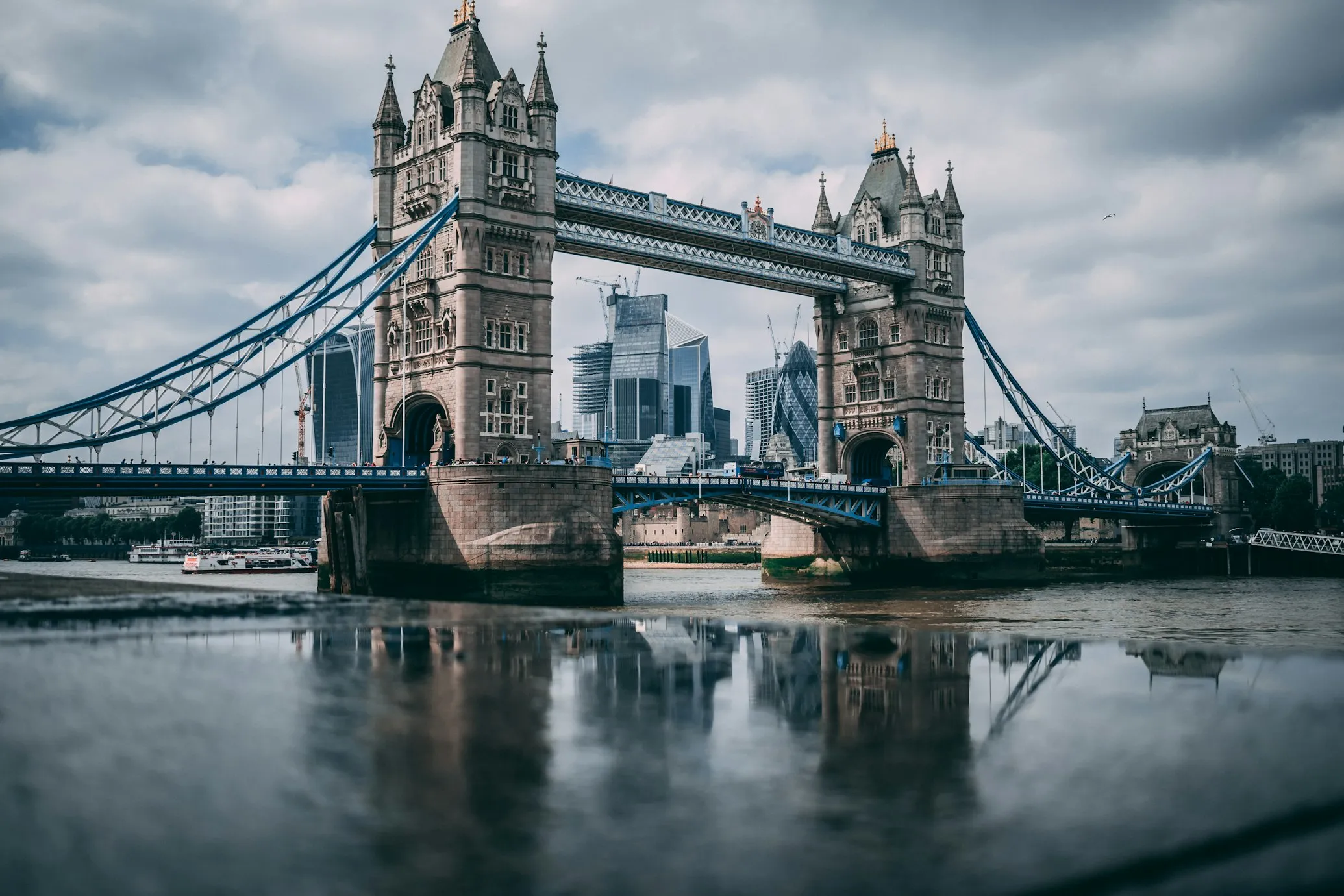  Robert Tudor from Unsplash