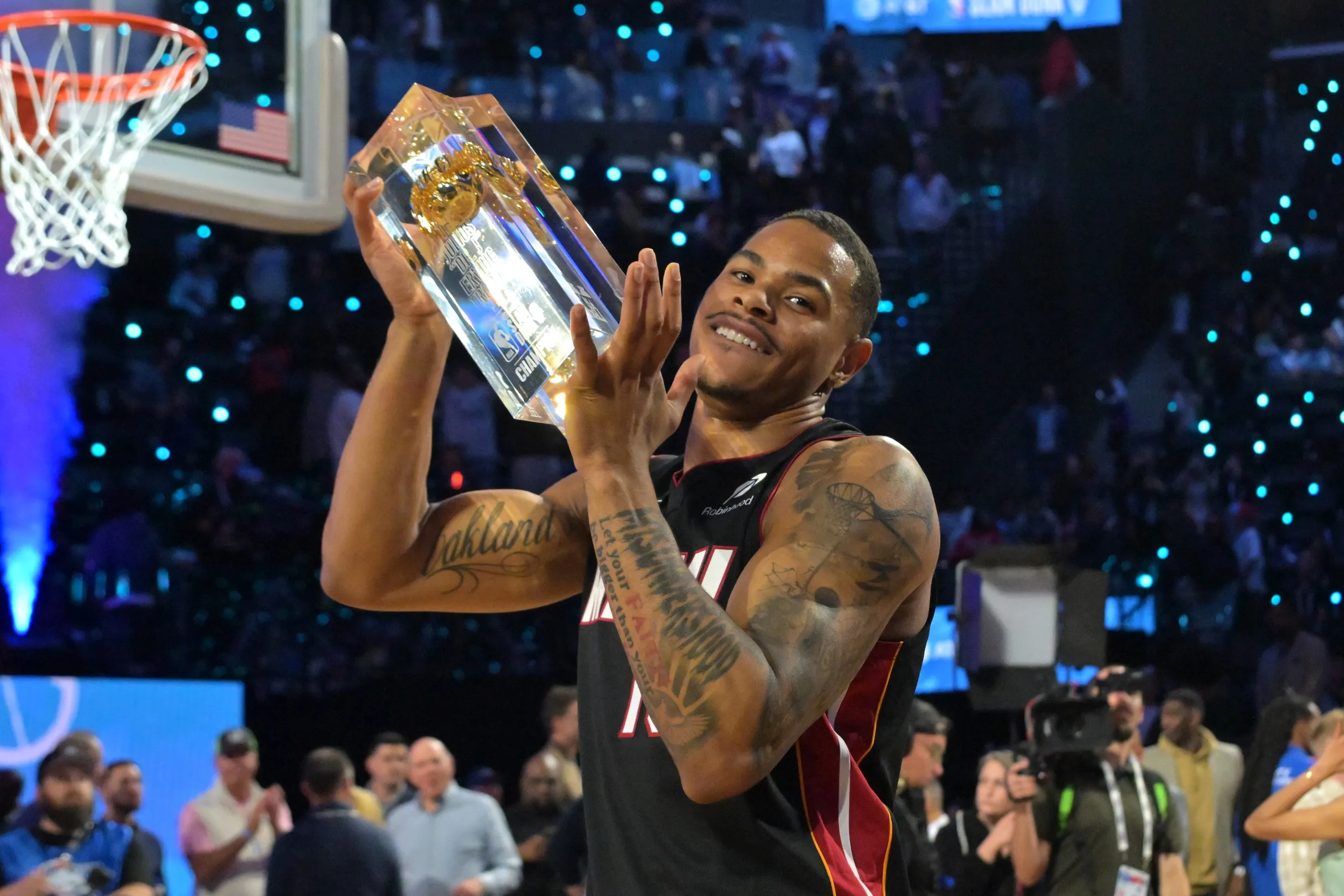 Keshad Johnson’s Dunk Crowned by Bay Area Flair as E-40 Steals the Spotlight