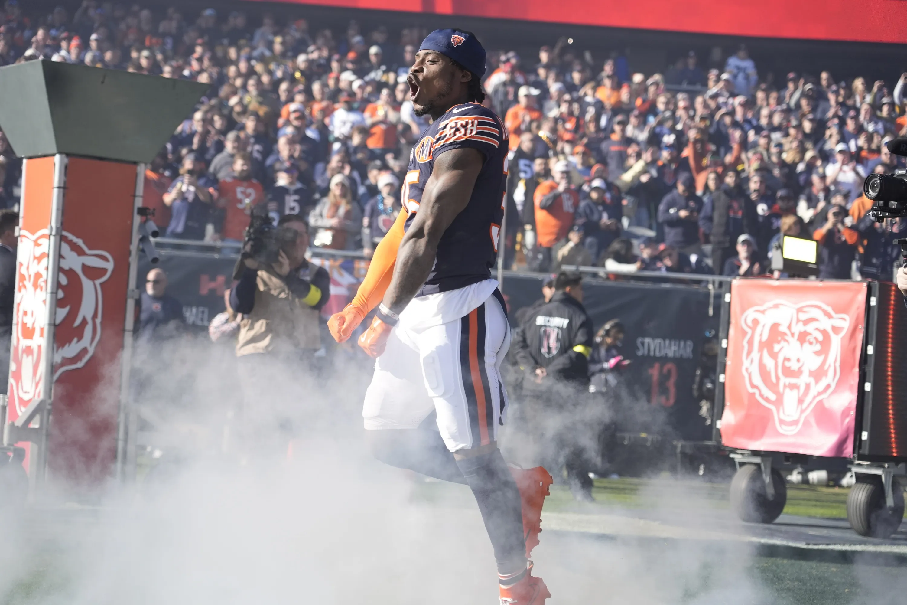 Bears Reclaim NFC North as Odunze’s Foot Injury Remains Week-to-Week