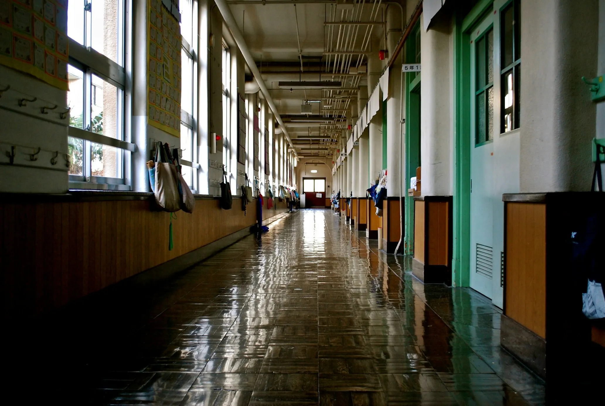 10 Weird School Rules That Were Totally Normal in the ’80s