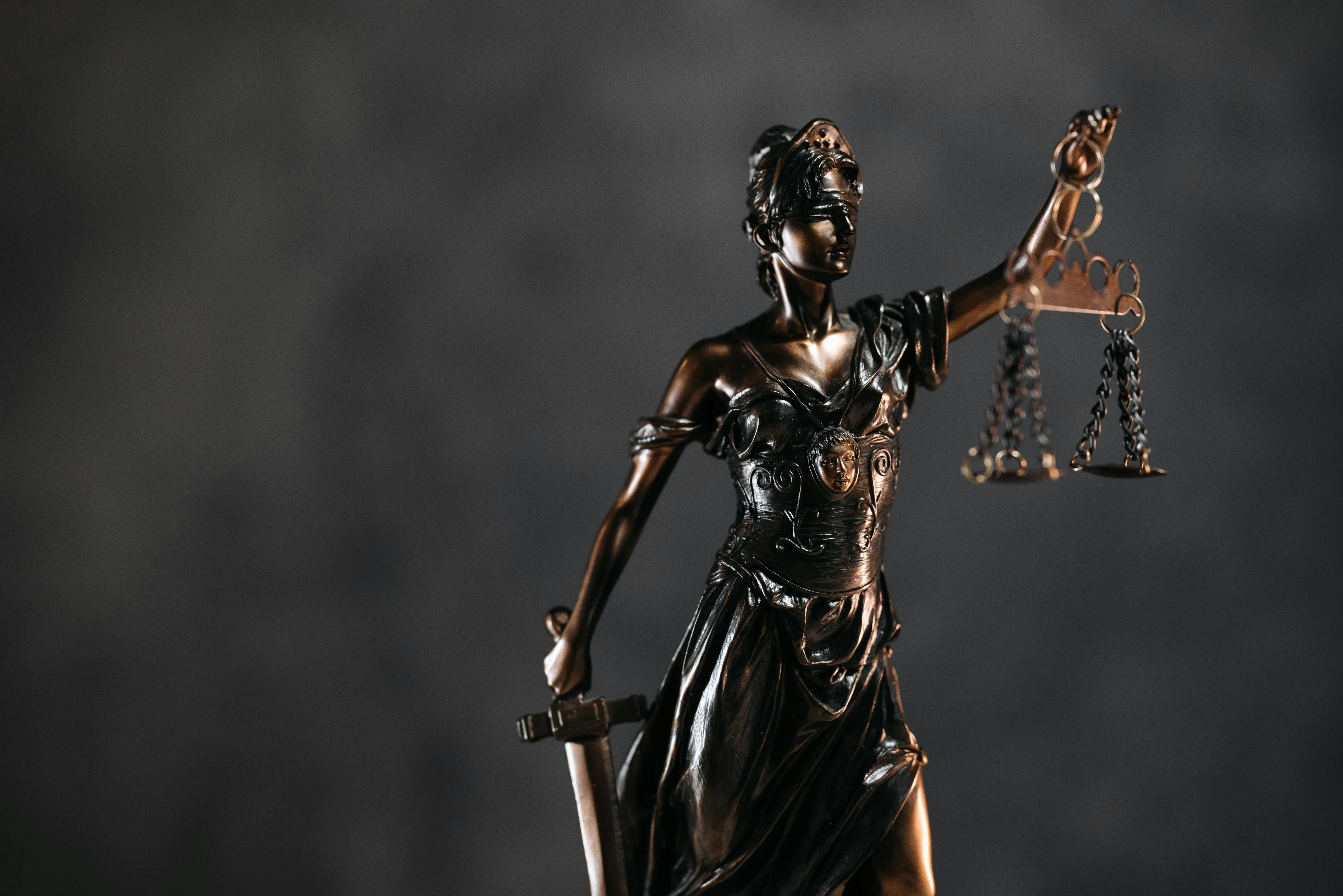 12 Things from the ’80s That Would Be a Lawsuit Today