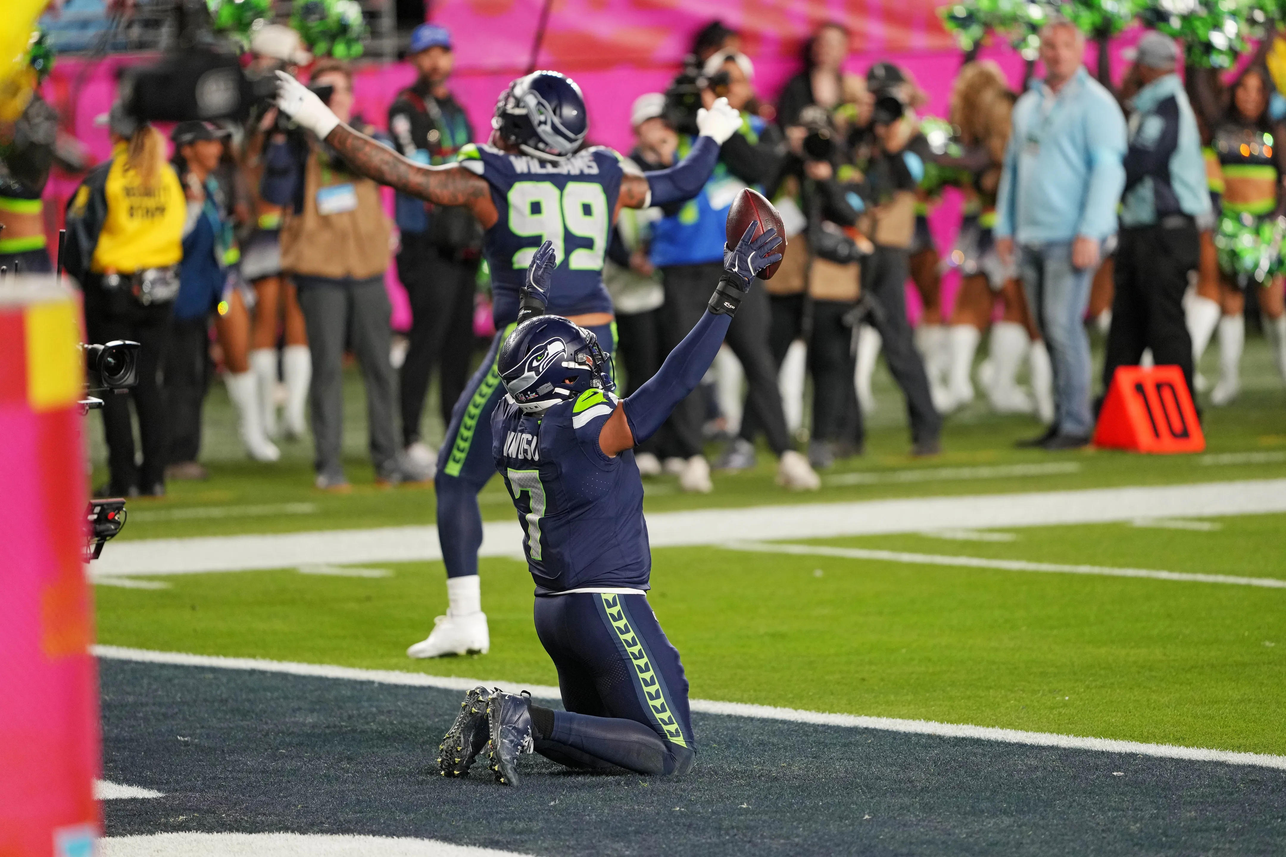 Seahawks’ Defense Dominates as Nwosu Seals Super Bowl LX Victory