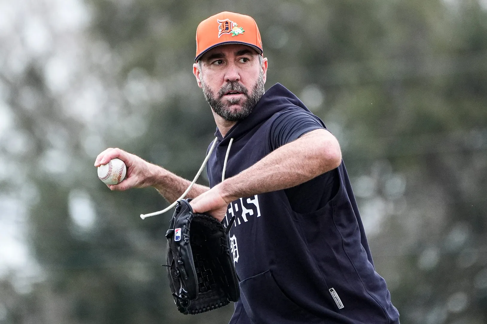 Justin Verlander Returns to Detroit, Signaling Tigers’ 2026 Ambition