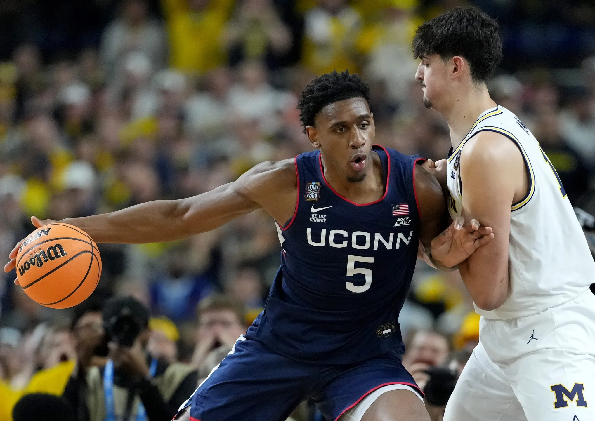 Tarris Reed Jr. Embraces Fresh Start With Spurs After Painful NCAA Title Defeat