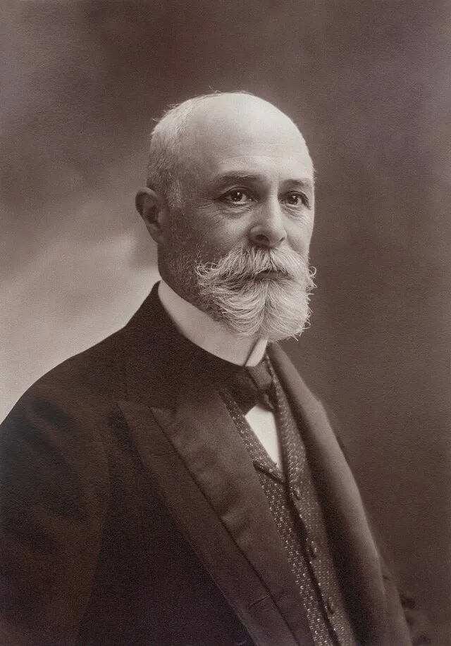 Paul Nadar / Adam Cuerden on Wikimedia Commons
