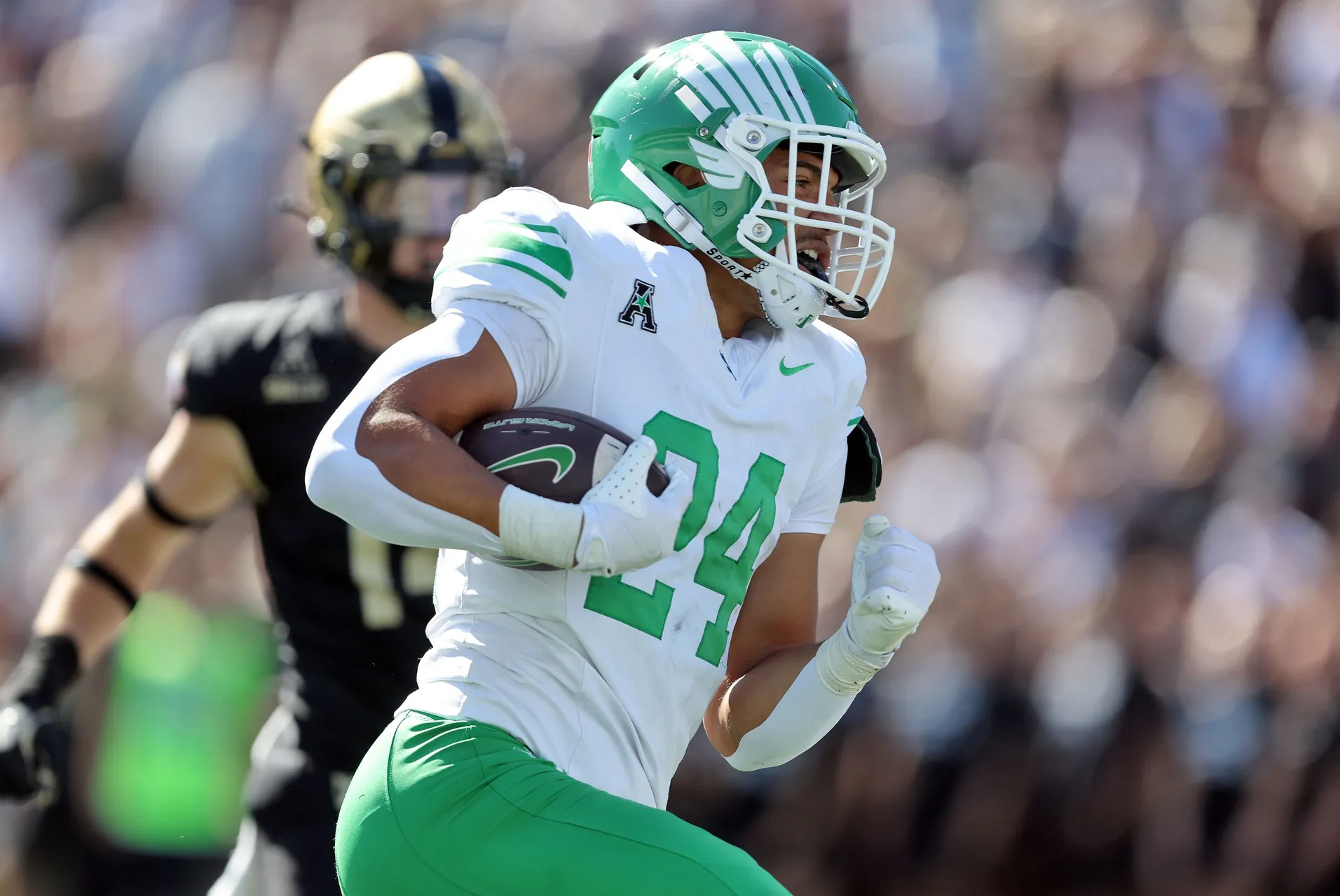 North Texas Faces Key Transition as Caleb Hawkins Enters Transfer Portal