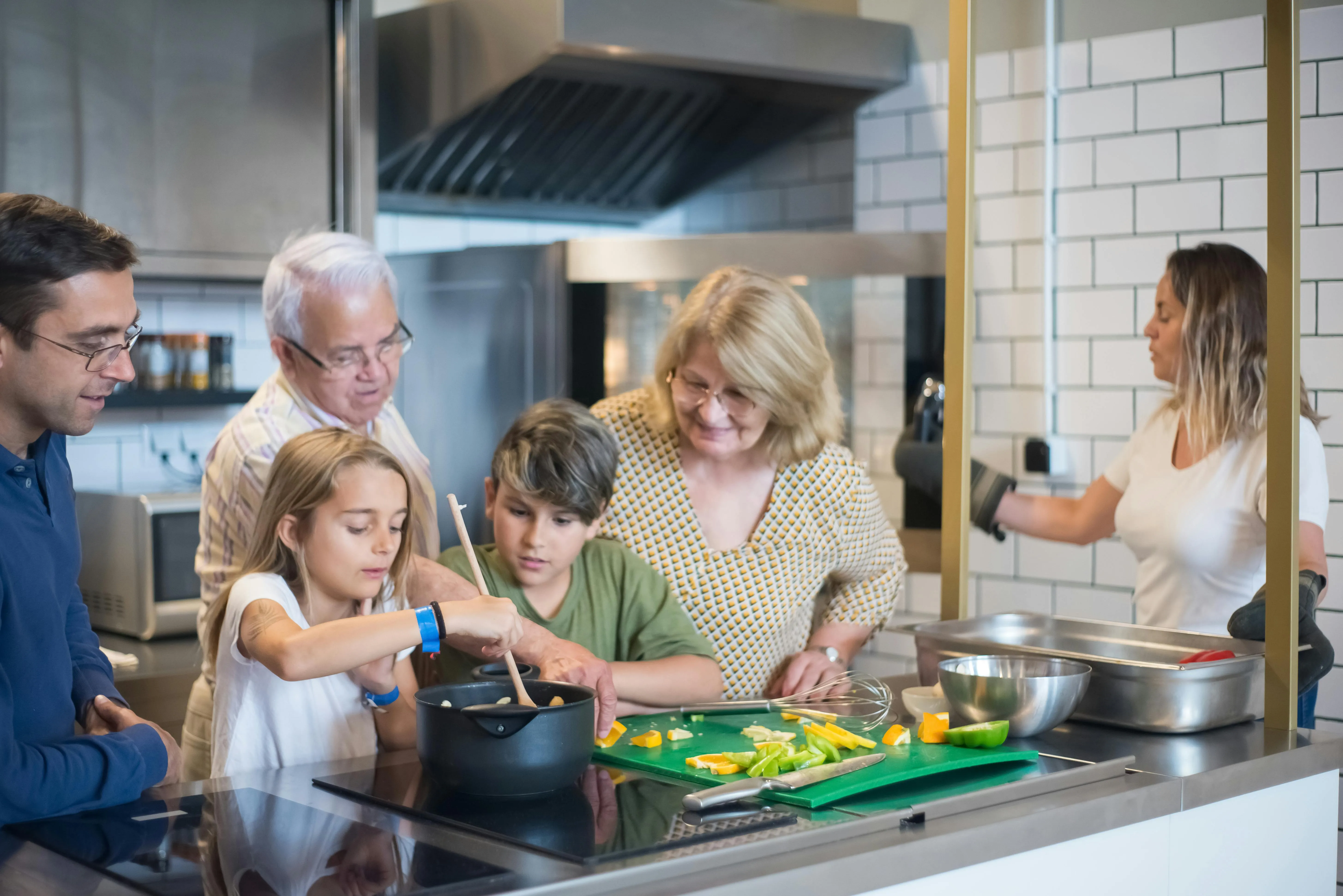18 Ways Families Spent Evenings Together