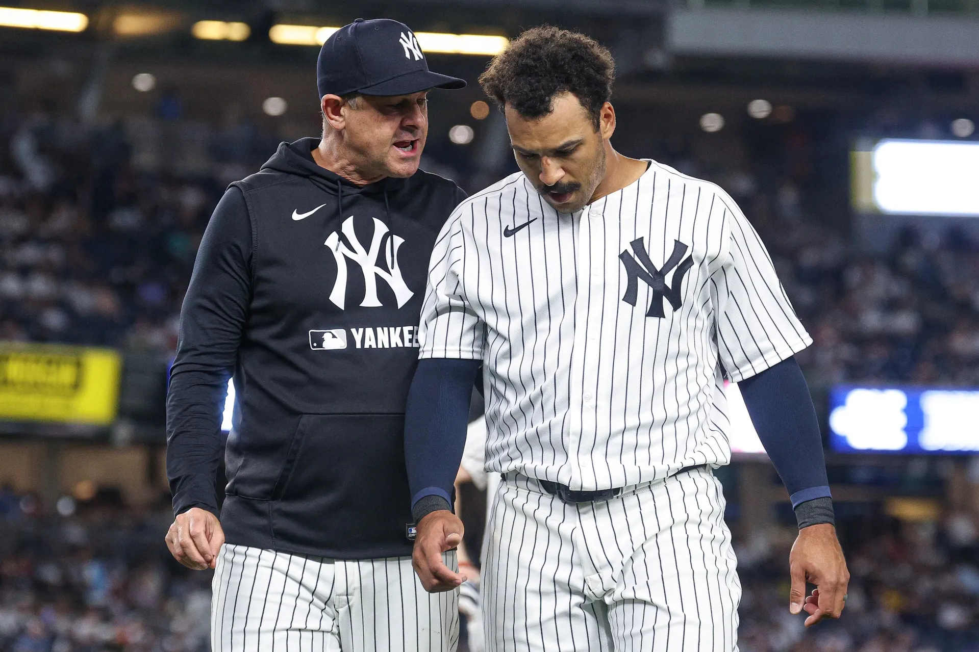 Yankees OF Trent Grisham Exits Game With Knee Injury, Status Uncertain