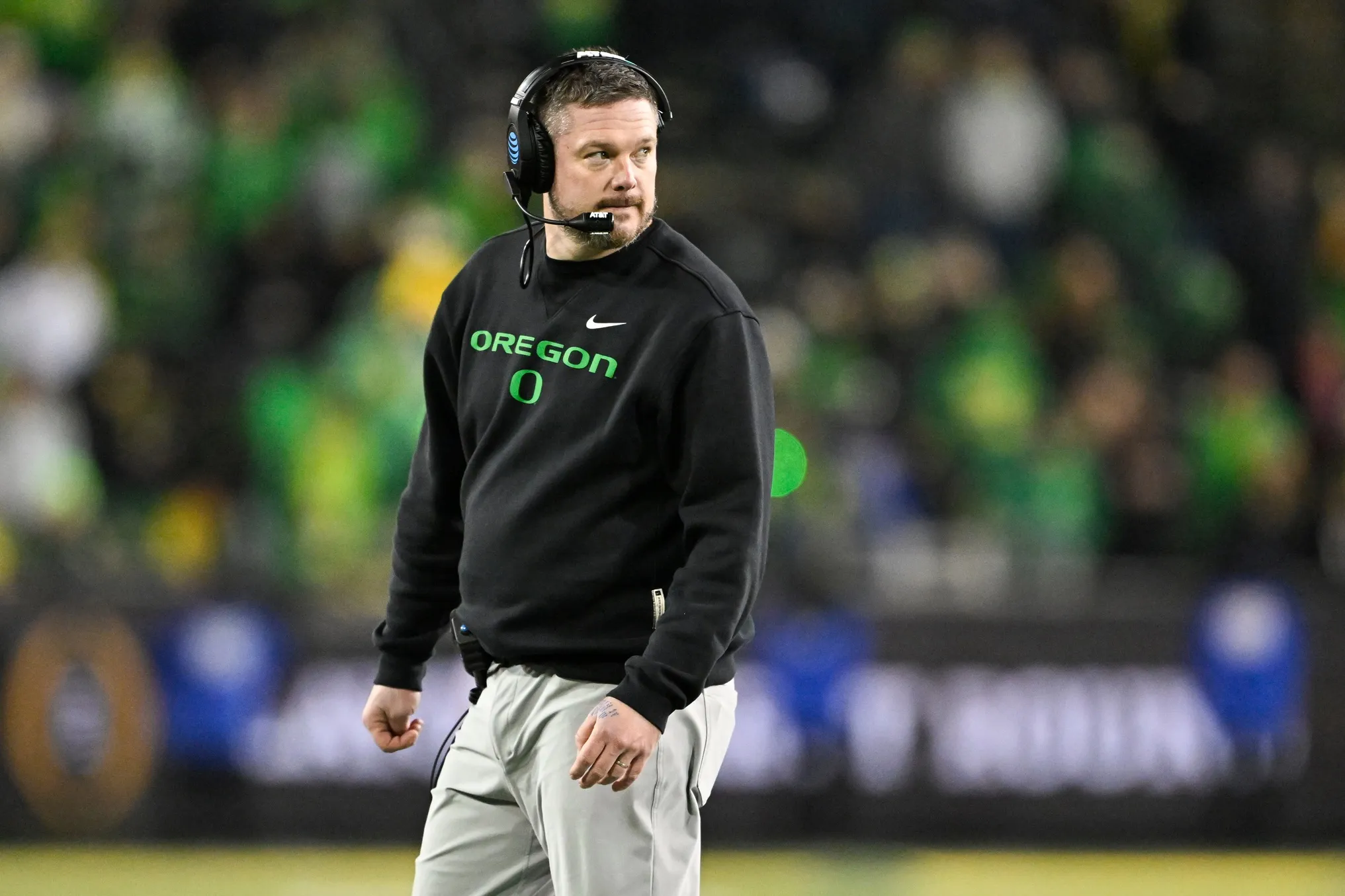Oregon Ducks Advance to CFP Quarterfinals Despite Defensive Lapses