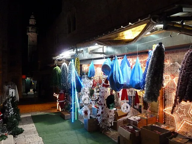 Djampa on Wikimedia Commons