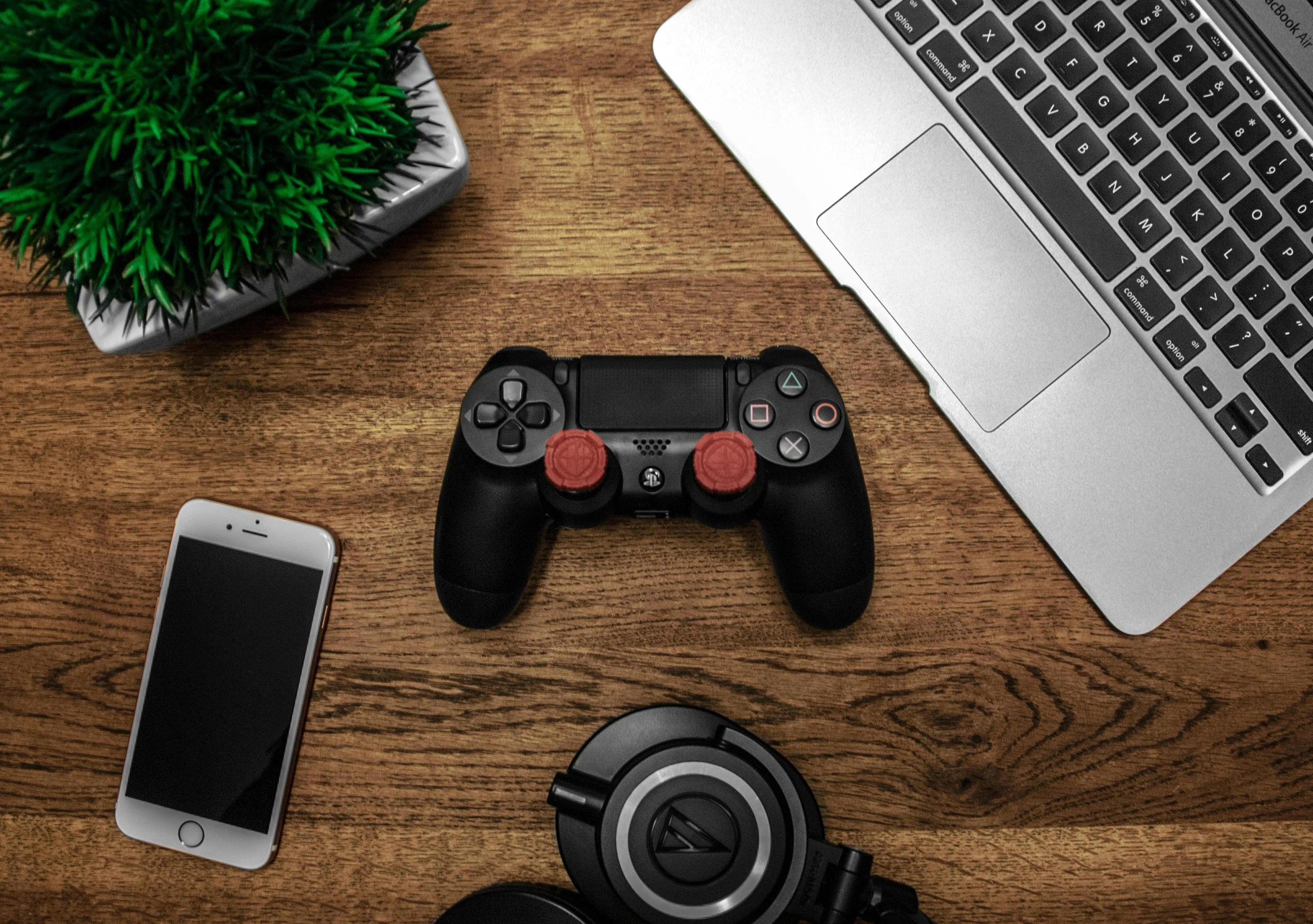 12 Gadgets That Promised to Change Your Life—But Didn’t