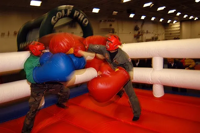 U.S. Navy photo by Mass Communication Specialist Seaman John Wagner on Wikimedia Commons 