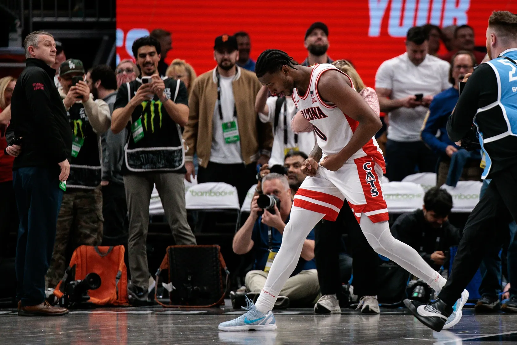 Jaden Bradley’s Heroics Propel No. 2 Arizona Past Iowa State in Big 12 Semifinals