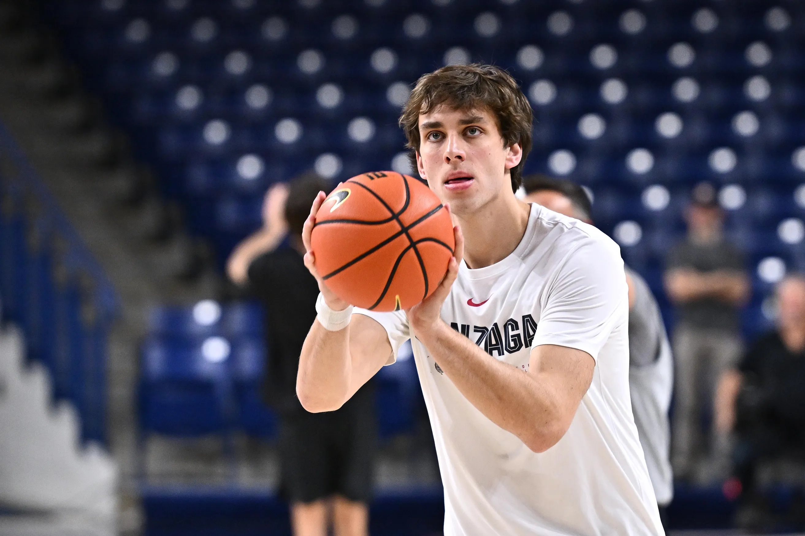 Gonzaga’s Braden Huff Remains Out Amid Knee Recovery