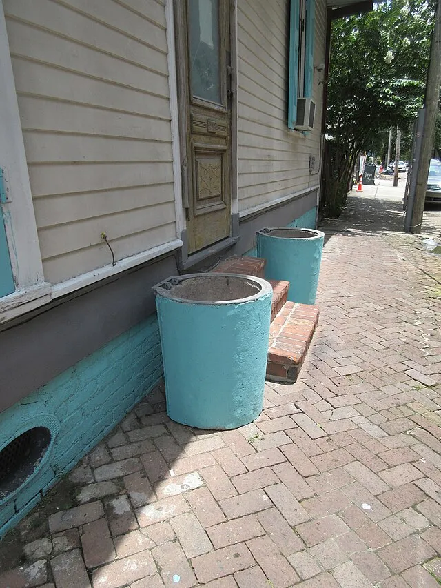 Infrogmation of New Orleans on Wikimedia Commons