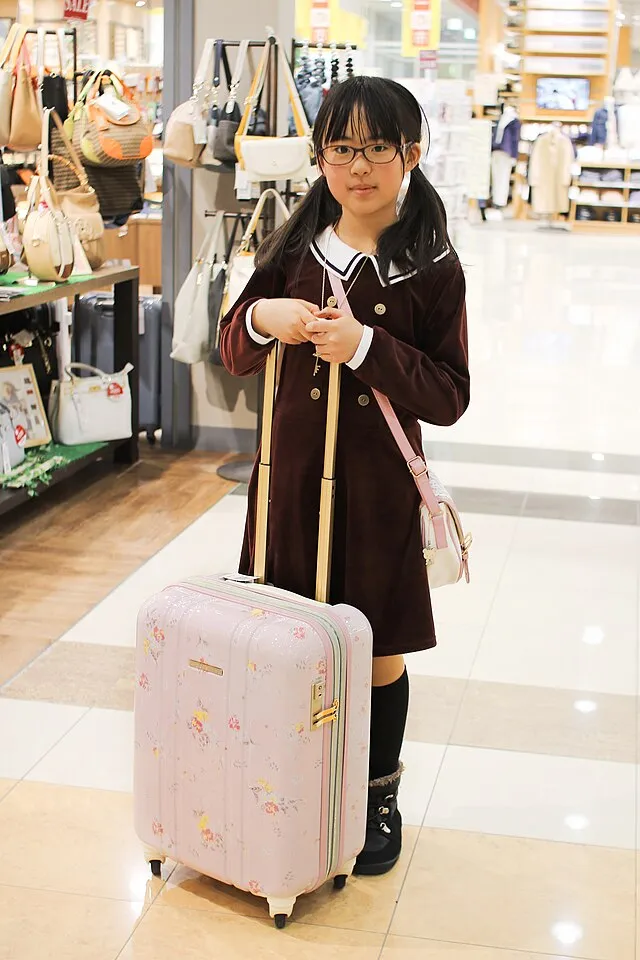 MIKI Yoshihito on Wikimedia Commons