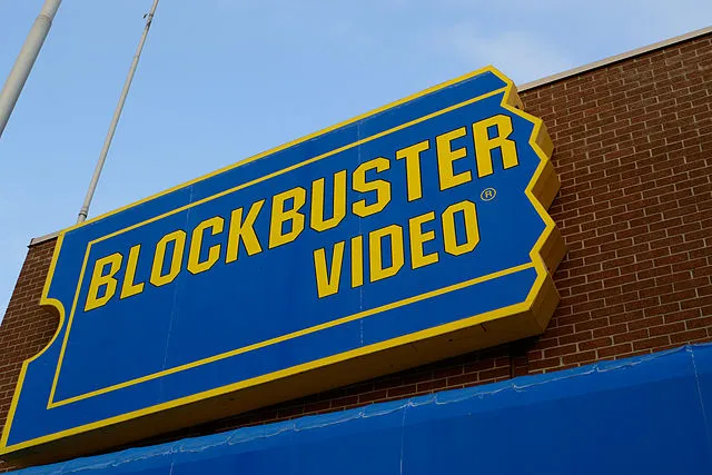 12 Places That Were Everyday Staples—Now Abandoned
