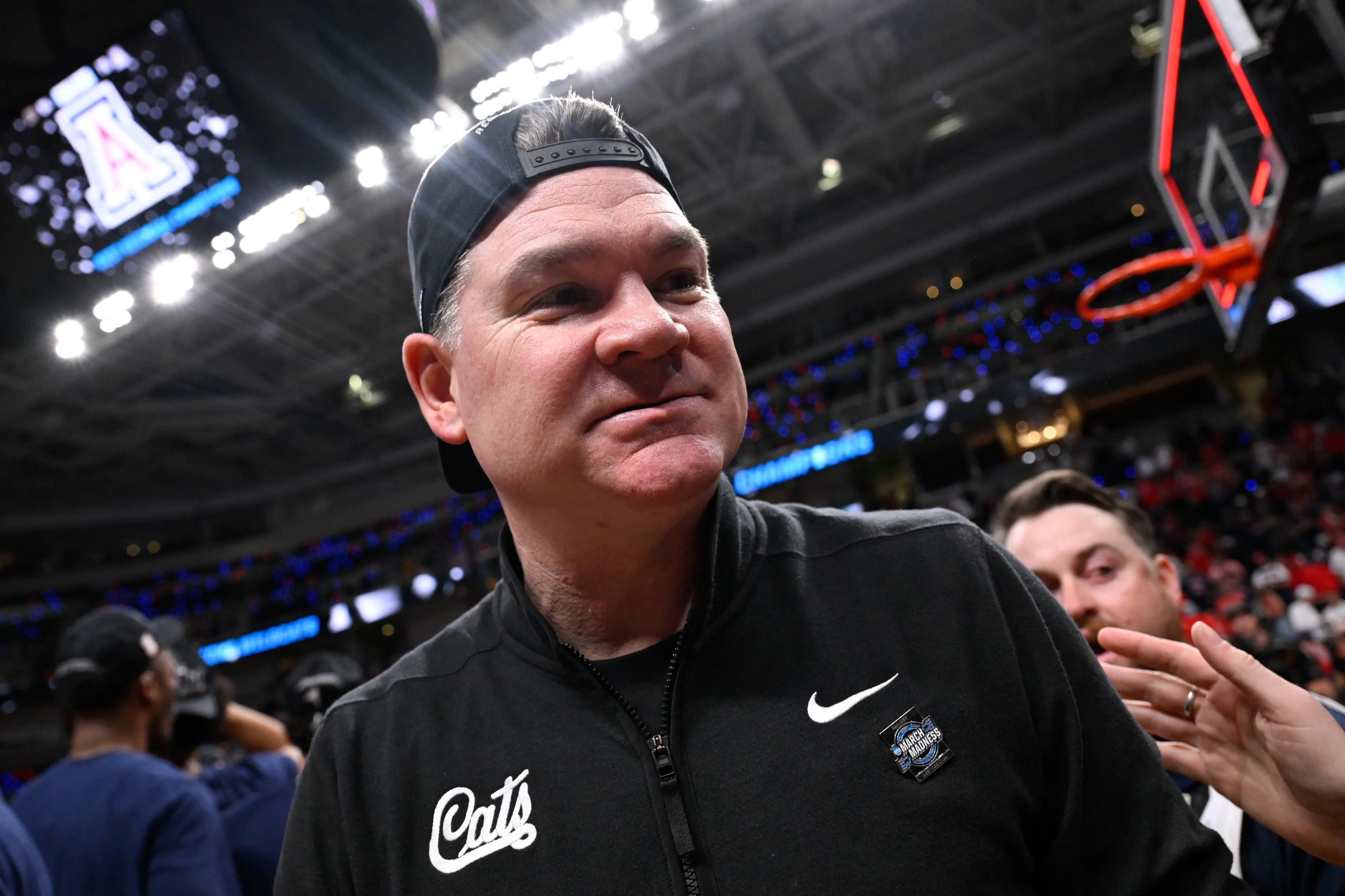 Tommy Lloyd Stays Focused on Arizona’s Title Run Amid UNC Rumors