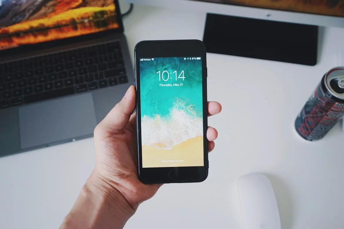  Nicolas Hirajeta from Unsplash