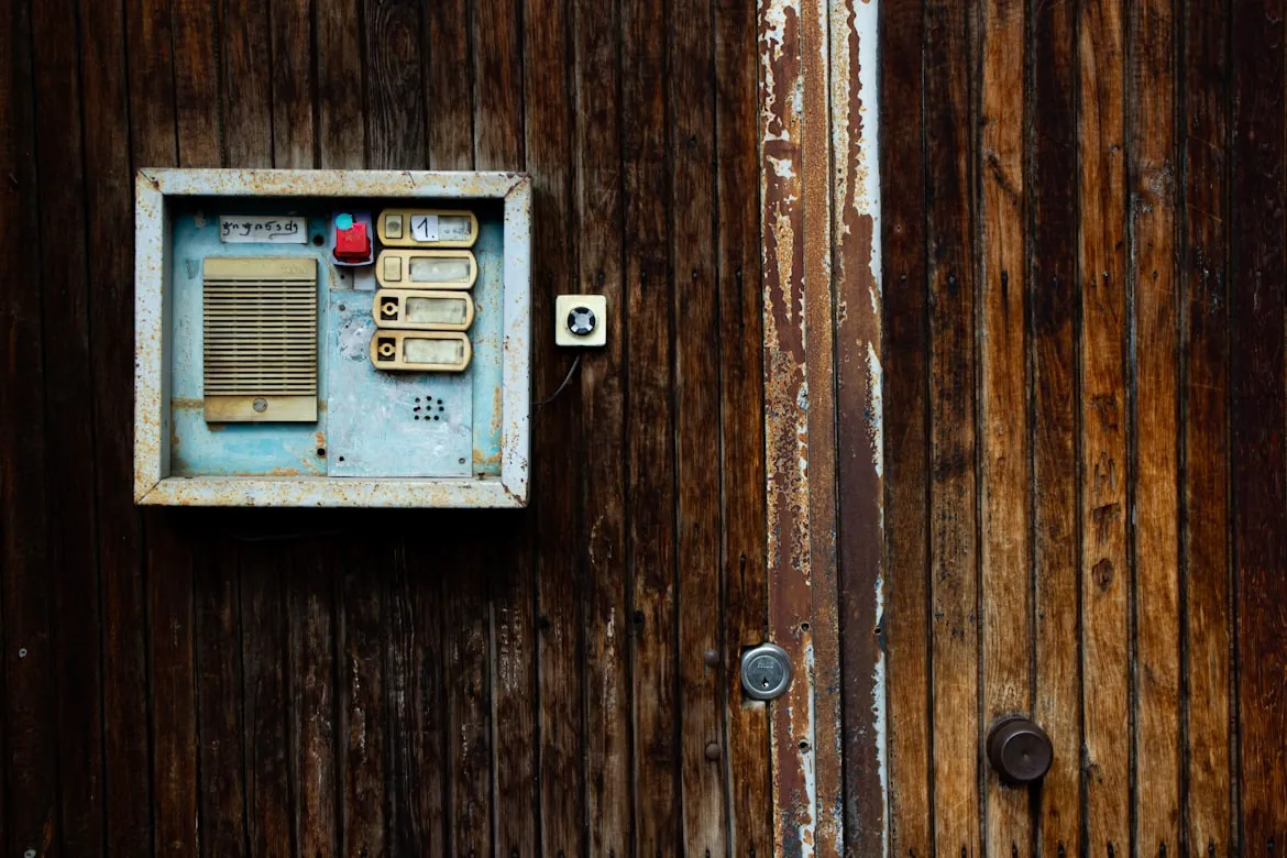 Artemis Faul from Unsplash