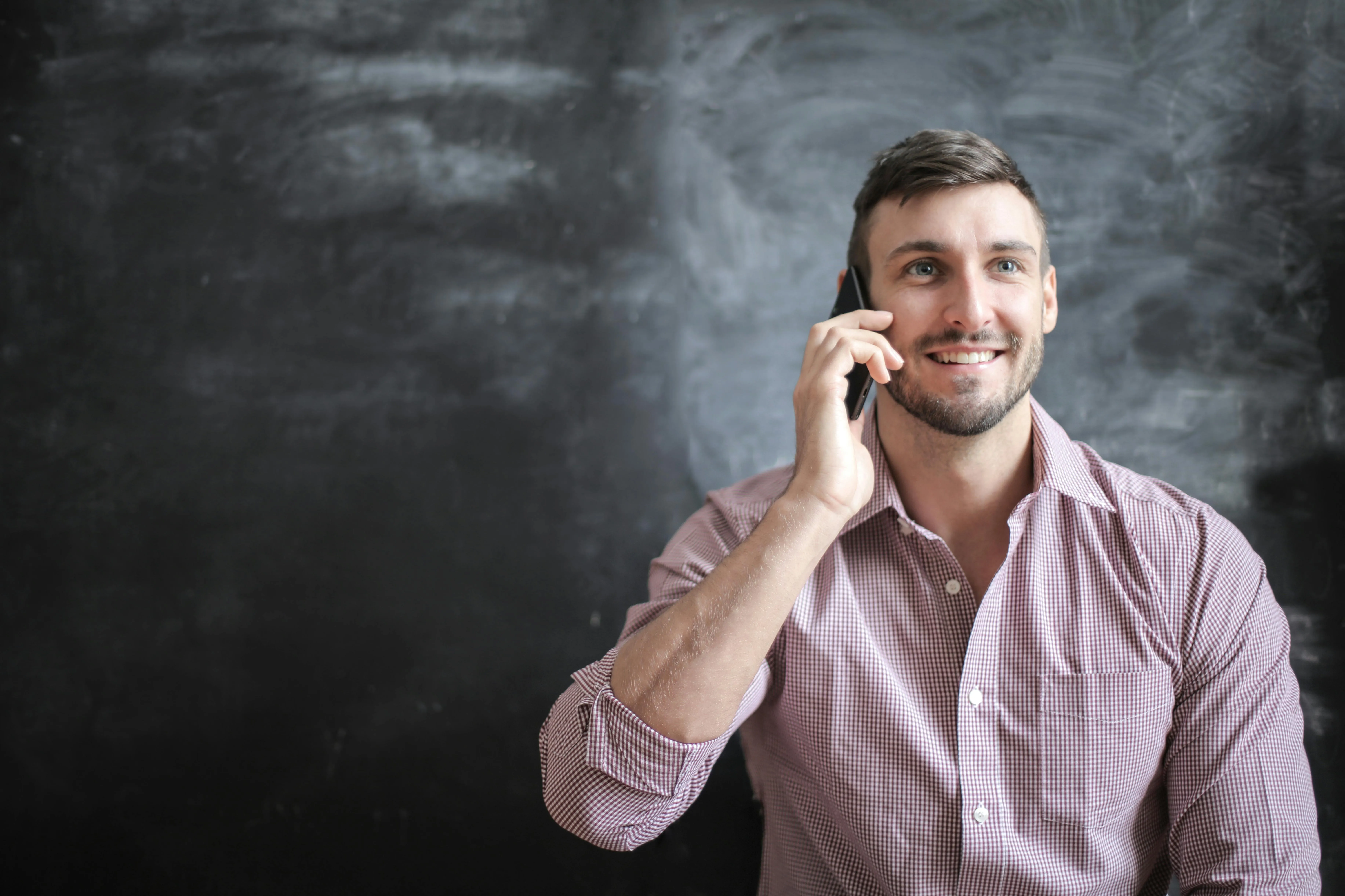 20 Ringtones That Instantly Bring You Back