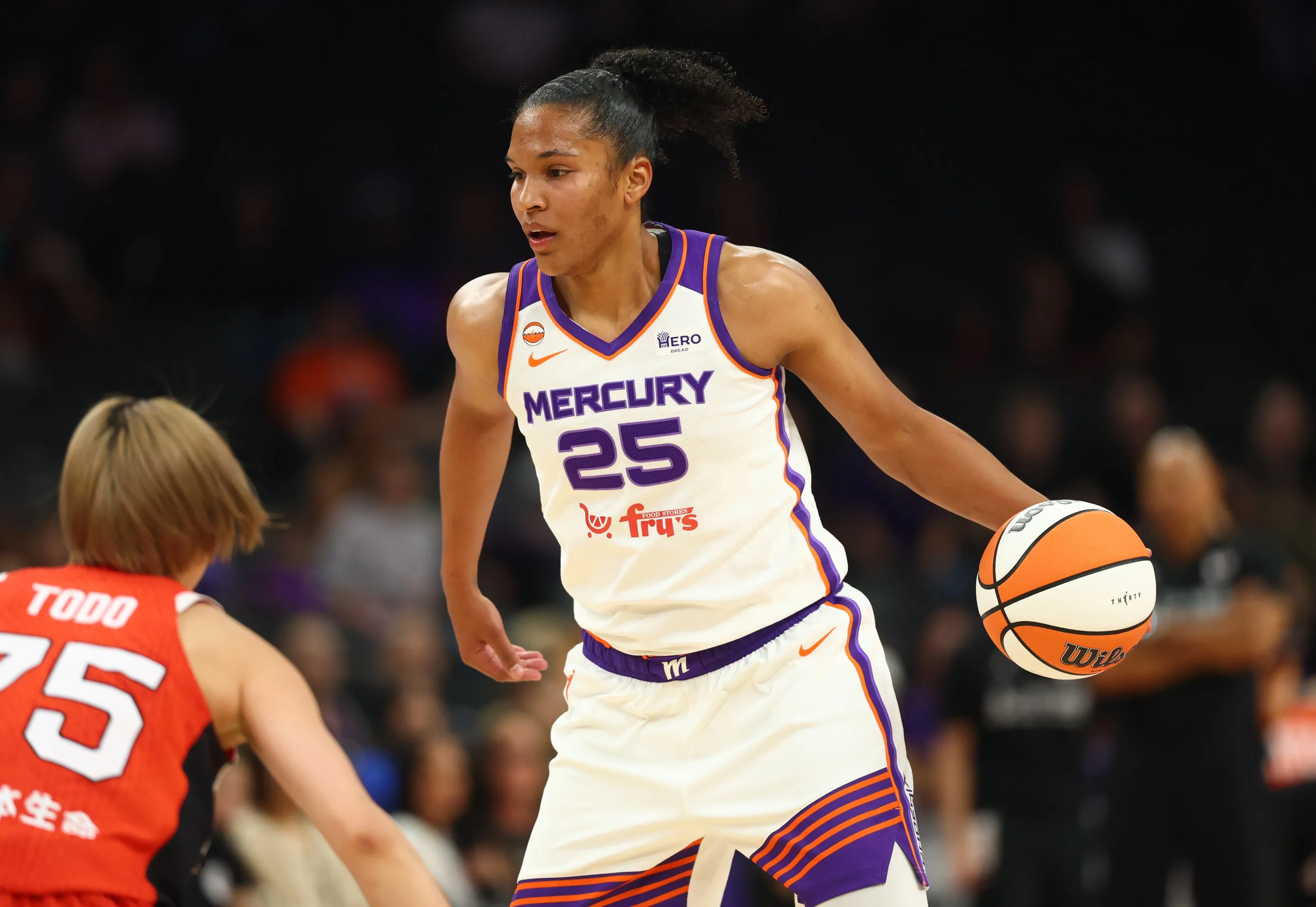Alyssa Thomas Shapes New-Look Phoenix Mercury as Roster Evolves Around Her