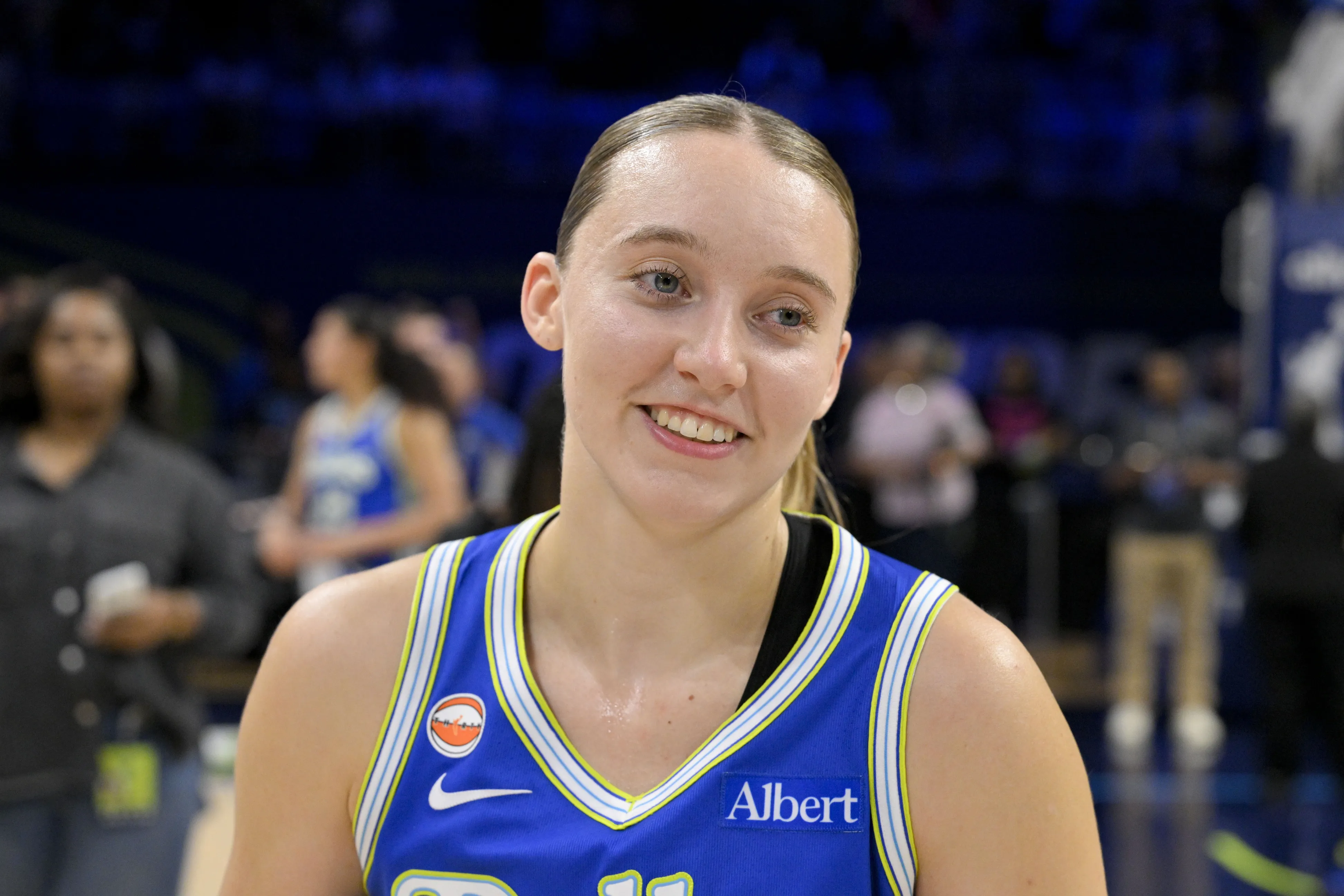 Paige Bueckers Rookie Debut Jersey Sets Record as Women’s Sports Market Surges