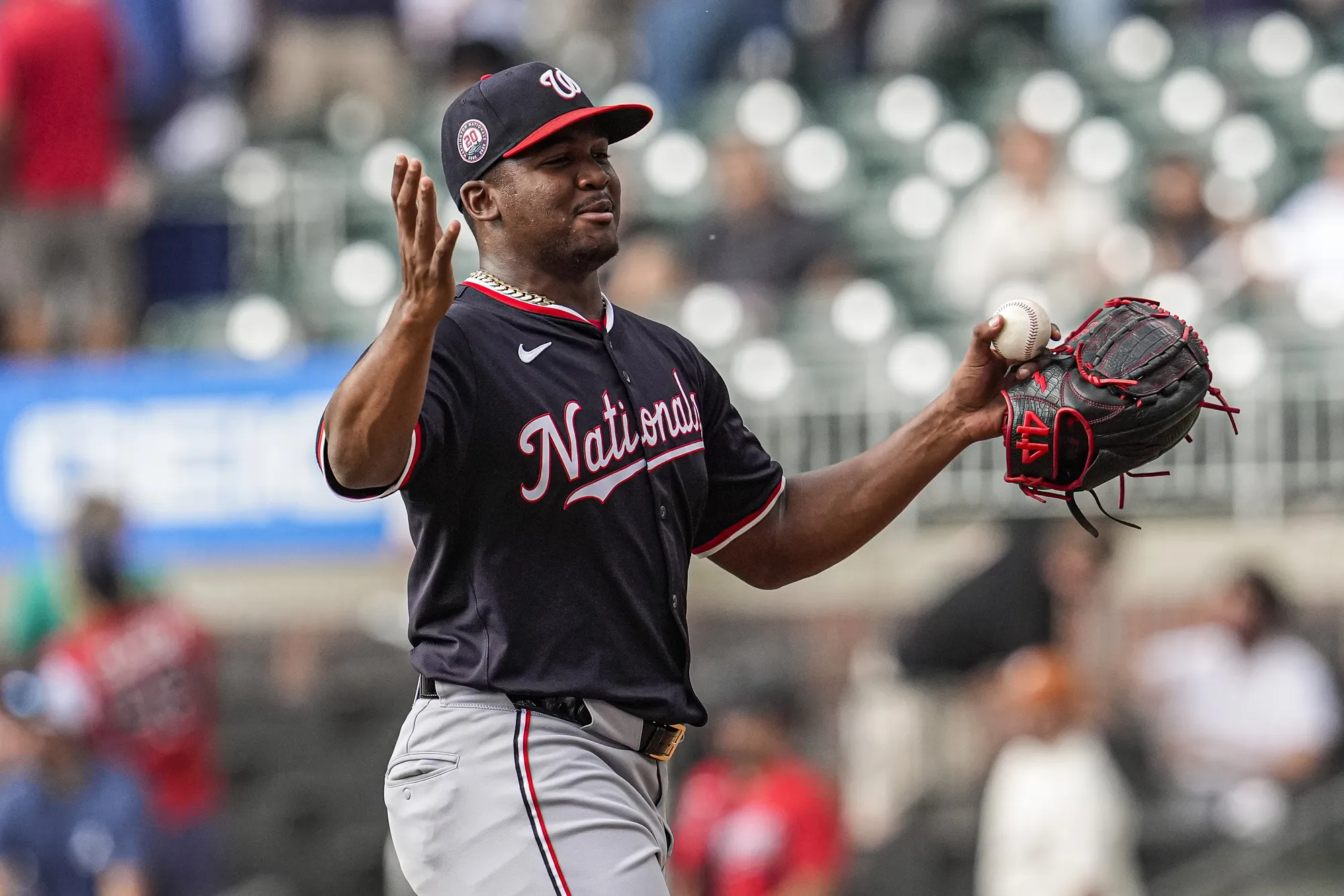 Mariners Acquire Reliever Jose Ferrer in Exchange for Catching Prospect Harry Ford