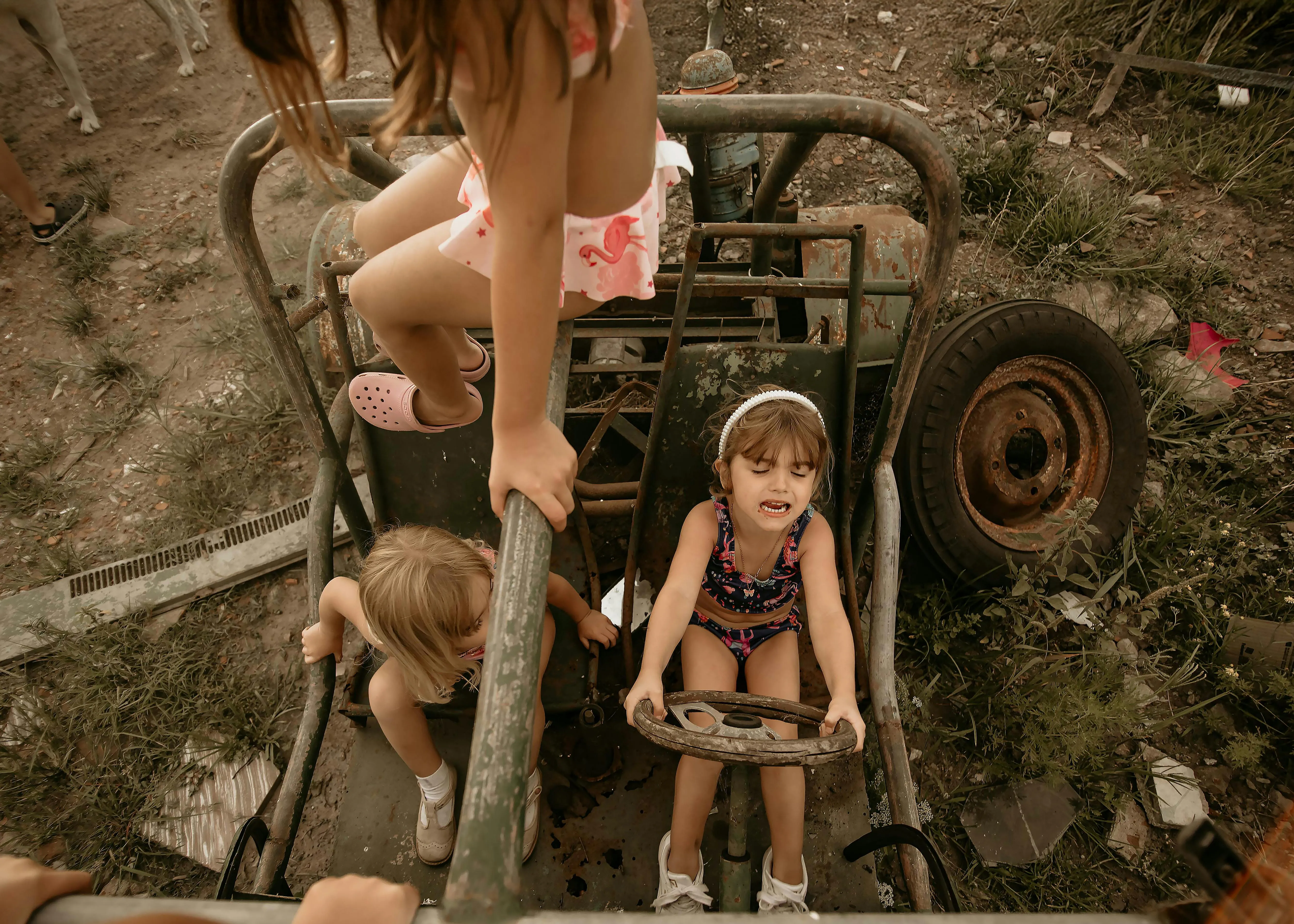 17 Things Every Playground Had in the 1960s That Vanished