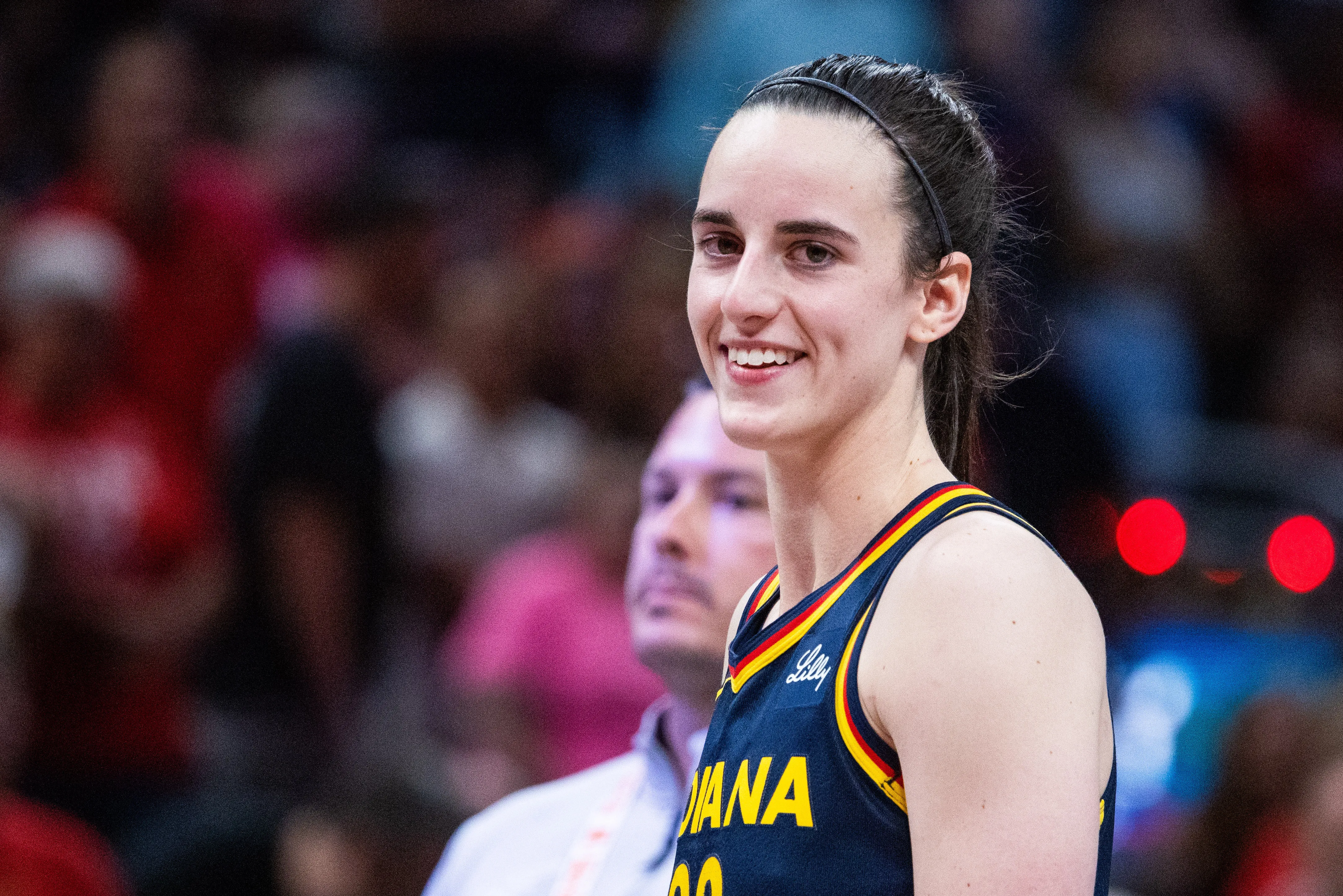 10 Candid Moments That Show Caitlin Clark’s Competitive Fire
