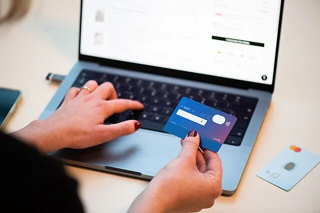 What Shopping on the Internet Was Like in 1996—And 14 Reasons Why It Felt Magical