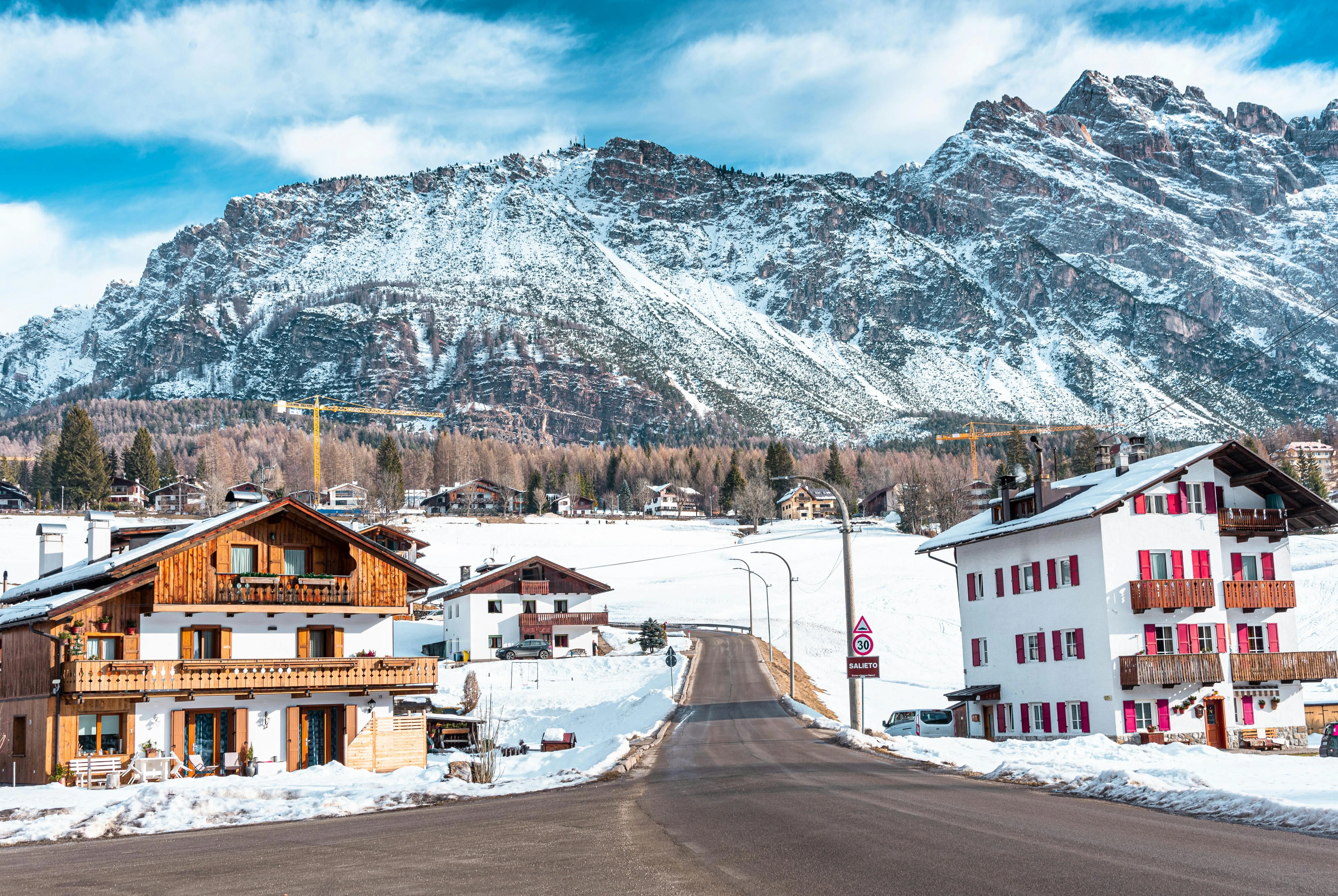 10 Winter Landscapes That Look Completely Different
