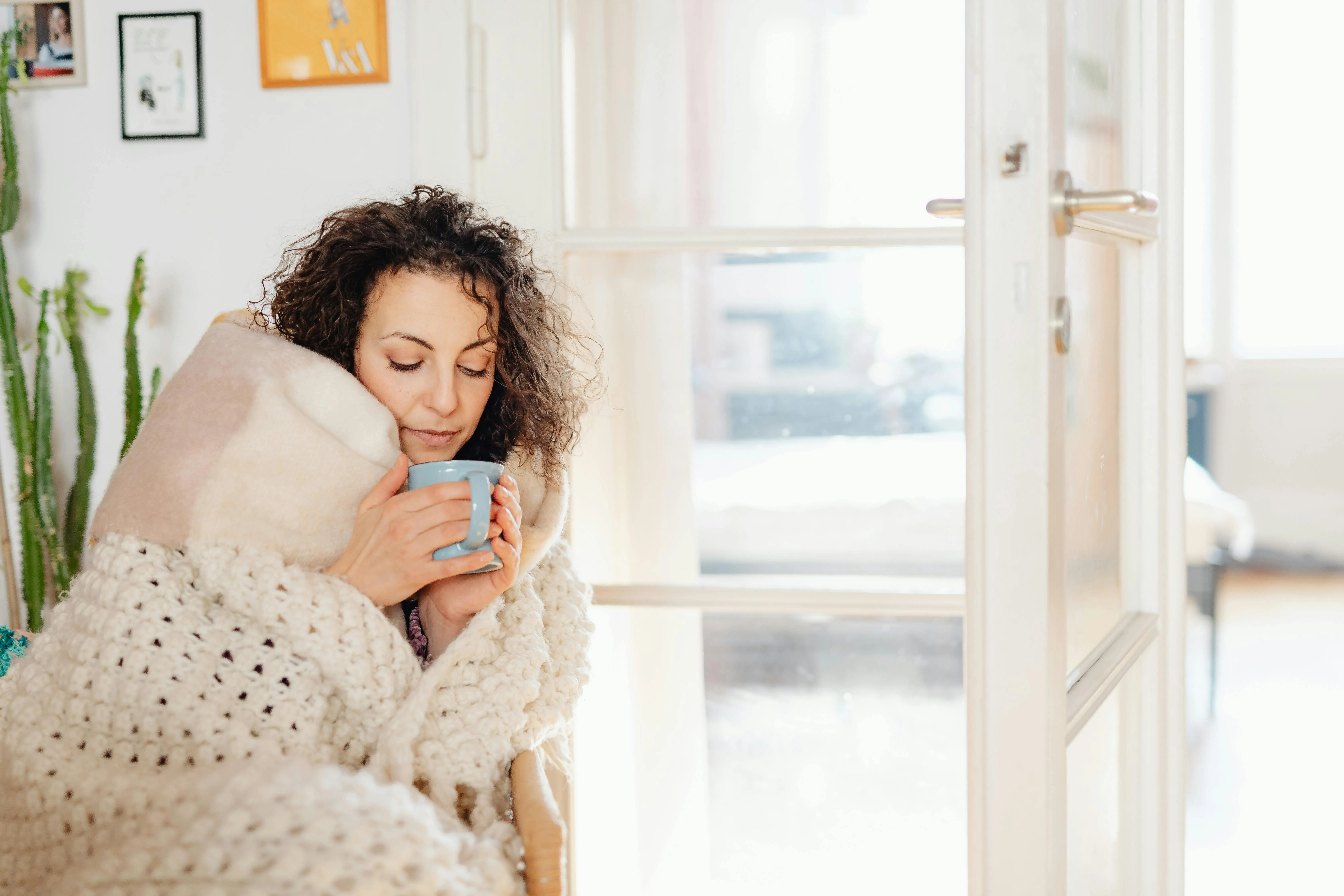 10 Comfort Habits People Practiced Each Winter