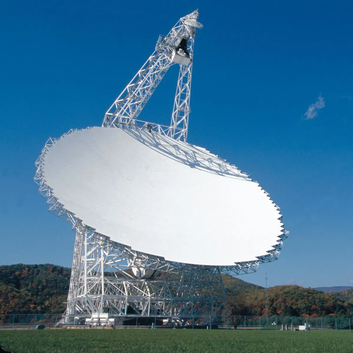 NRAO/AUI/NSF on Wikimedia Commons